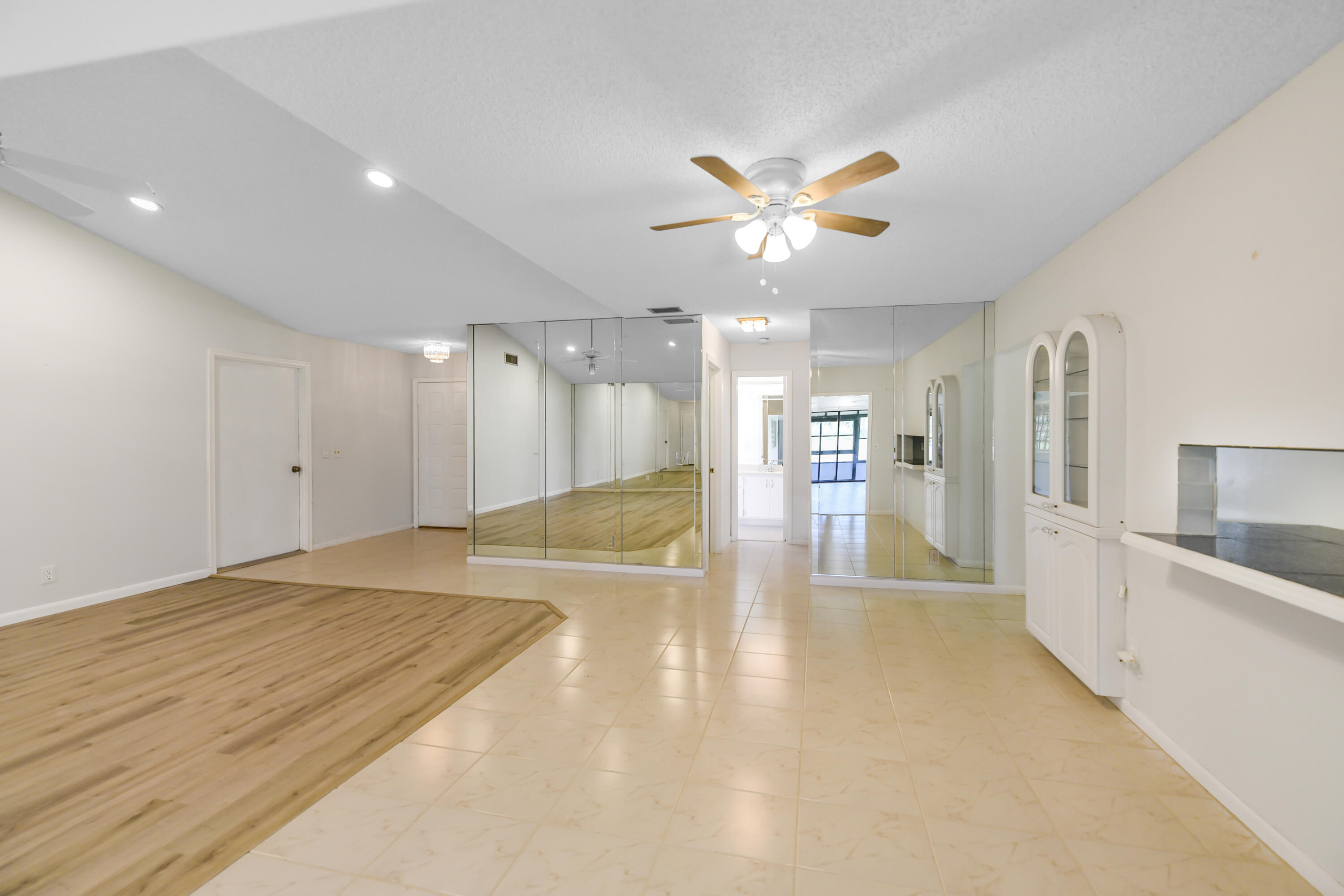 EASTPOINTE SUB 9 - Residential