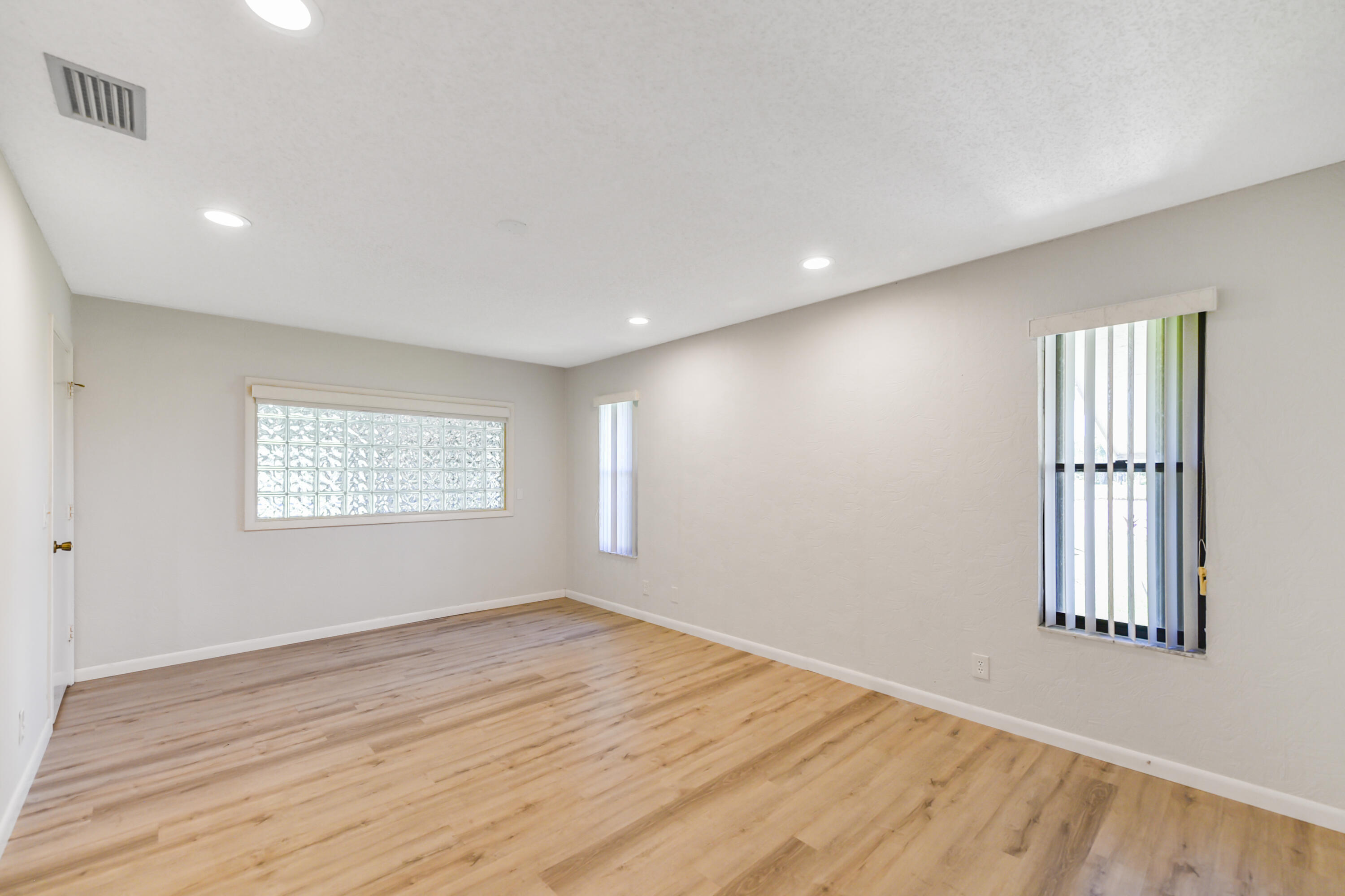 EASTPOINTE SUB 9 - Residential