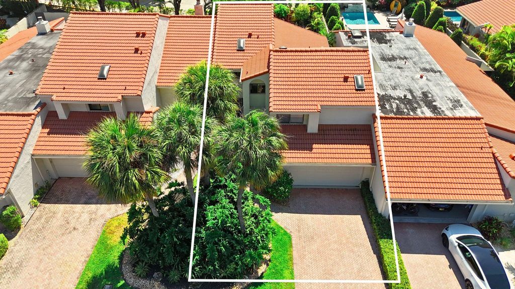 Photo of 7386 Woodmont Court, Boca Raton, FL 33434 (MLS # R11072408)