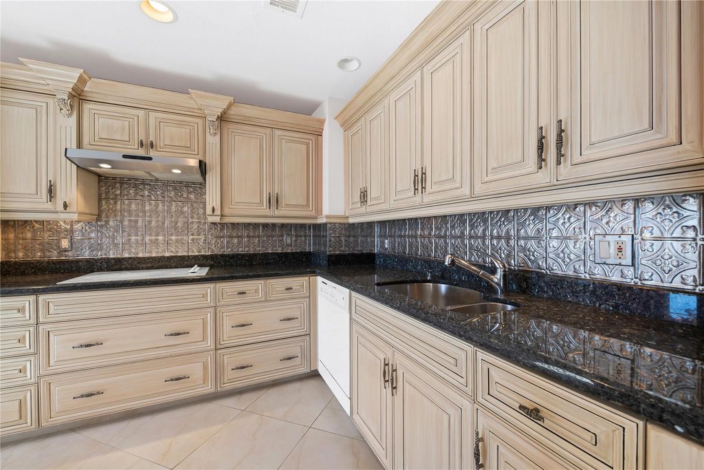 Photo of 17031 Boca Club Boulevard #085A, Boca Raton, FL 33487 (MLS # F10551246)