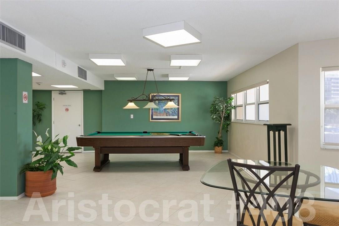 ARISTOCRAT - Residential
