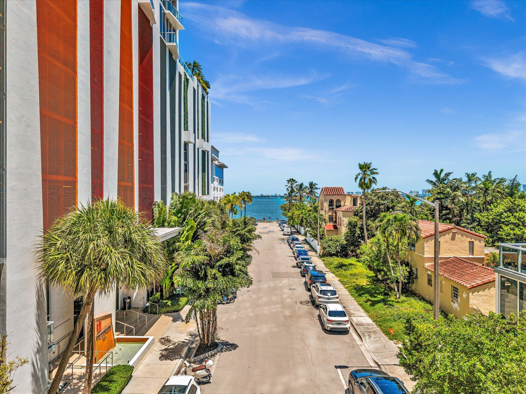 601 NE 27th Street 1208