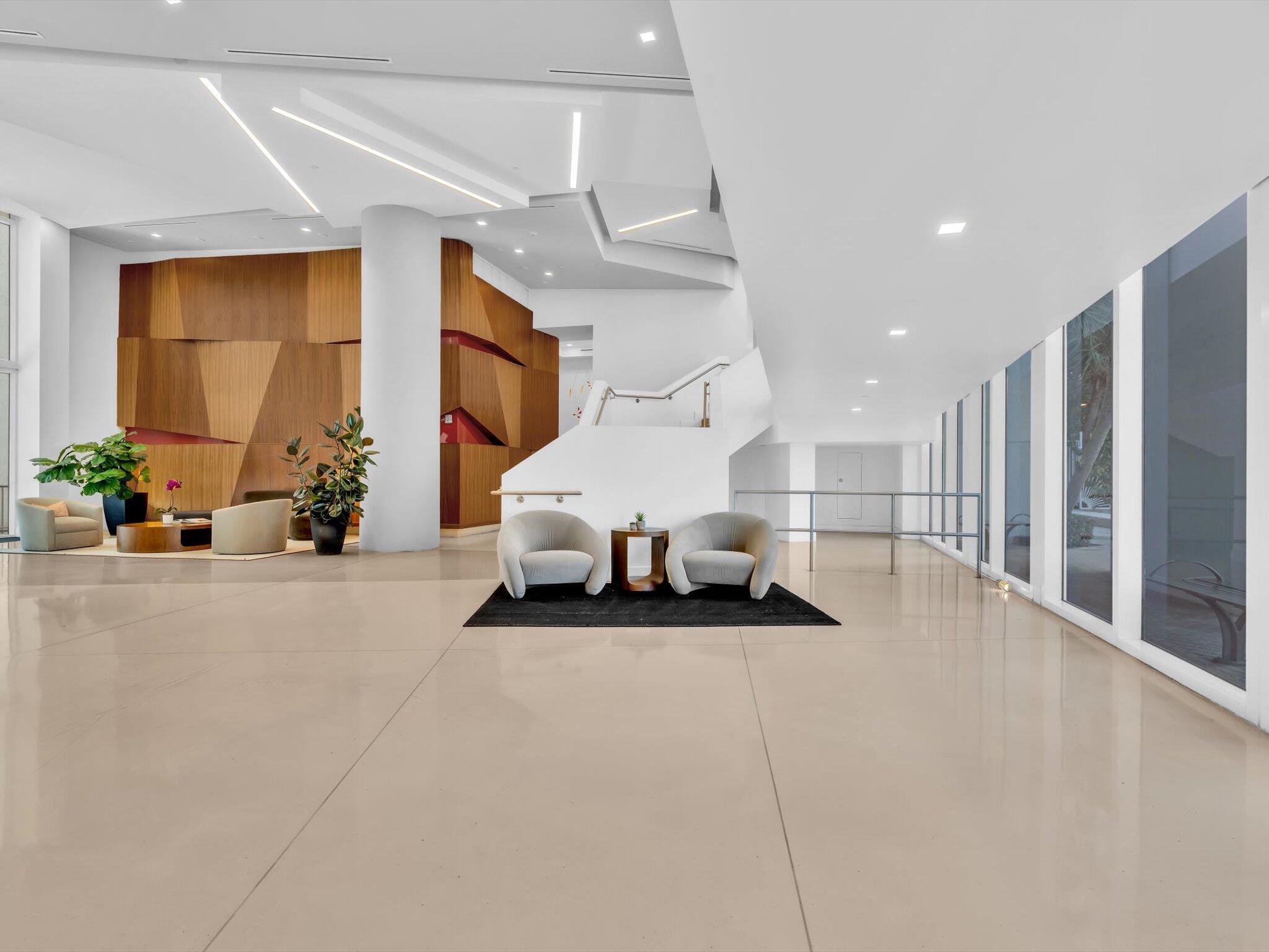 THE CRIMSON CONDO - Residential