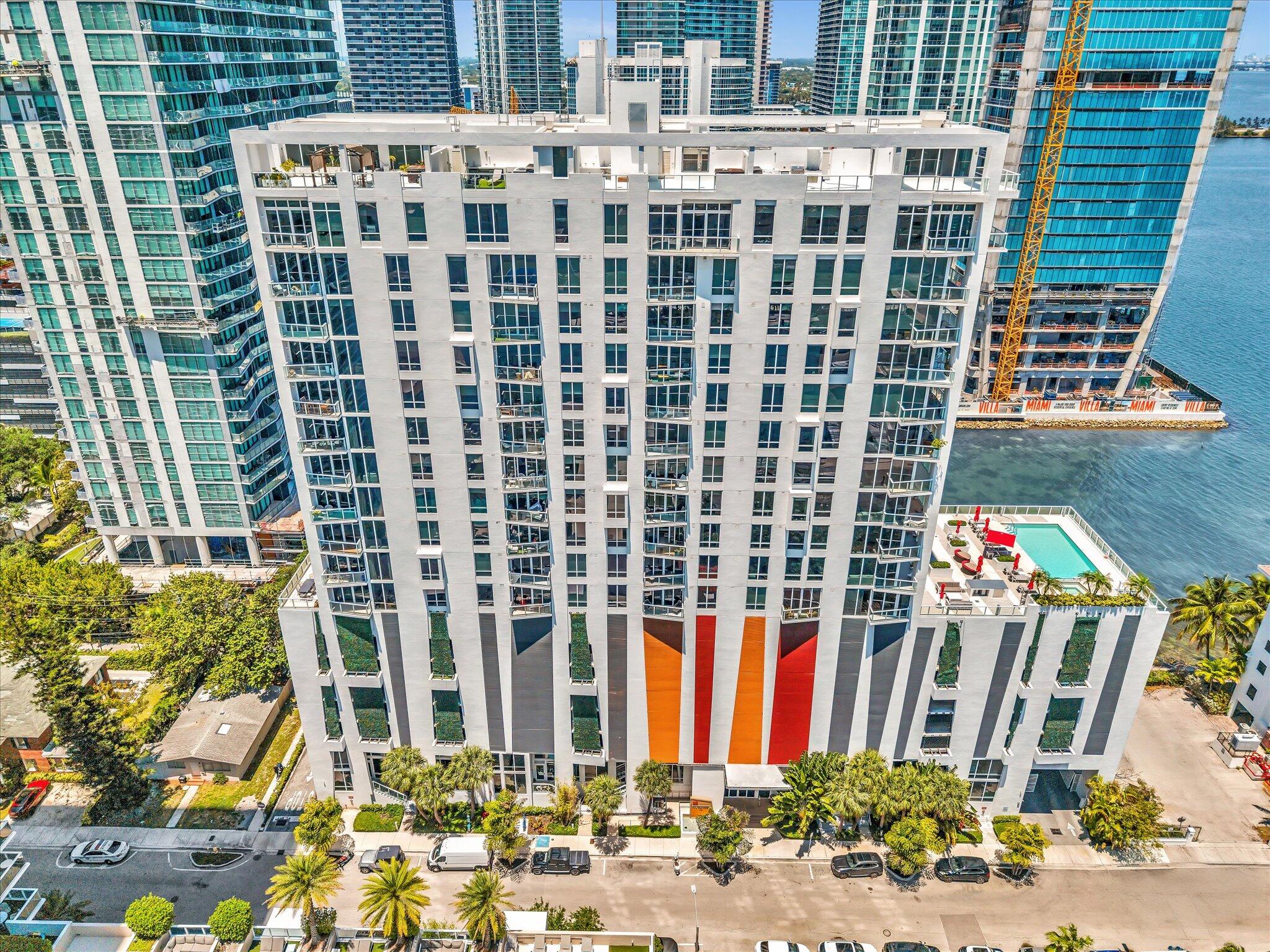 601 NE 27th Street 1208