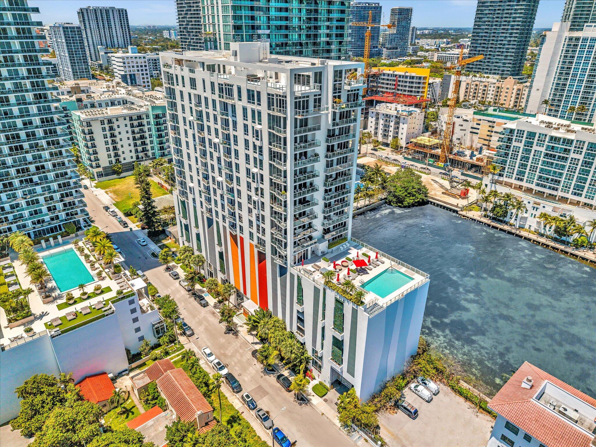 601 NE 27th Street 1208