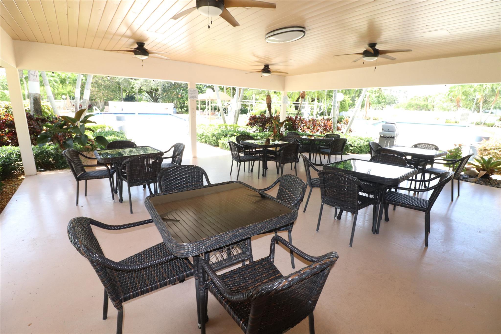 Palm Aire Country Club - Residential