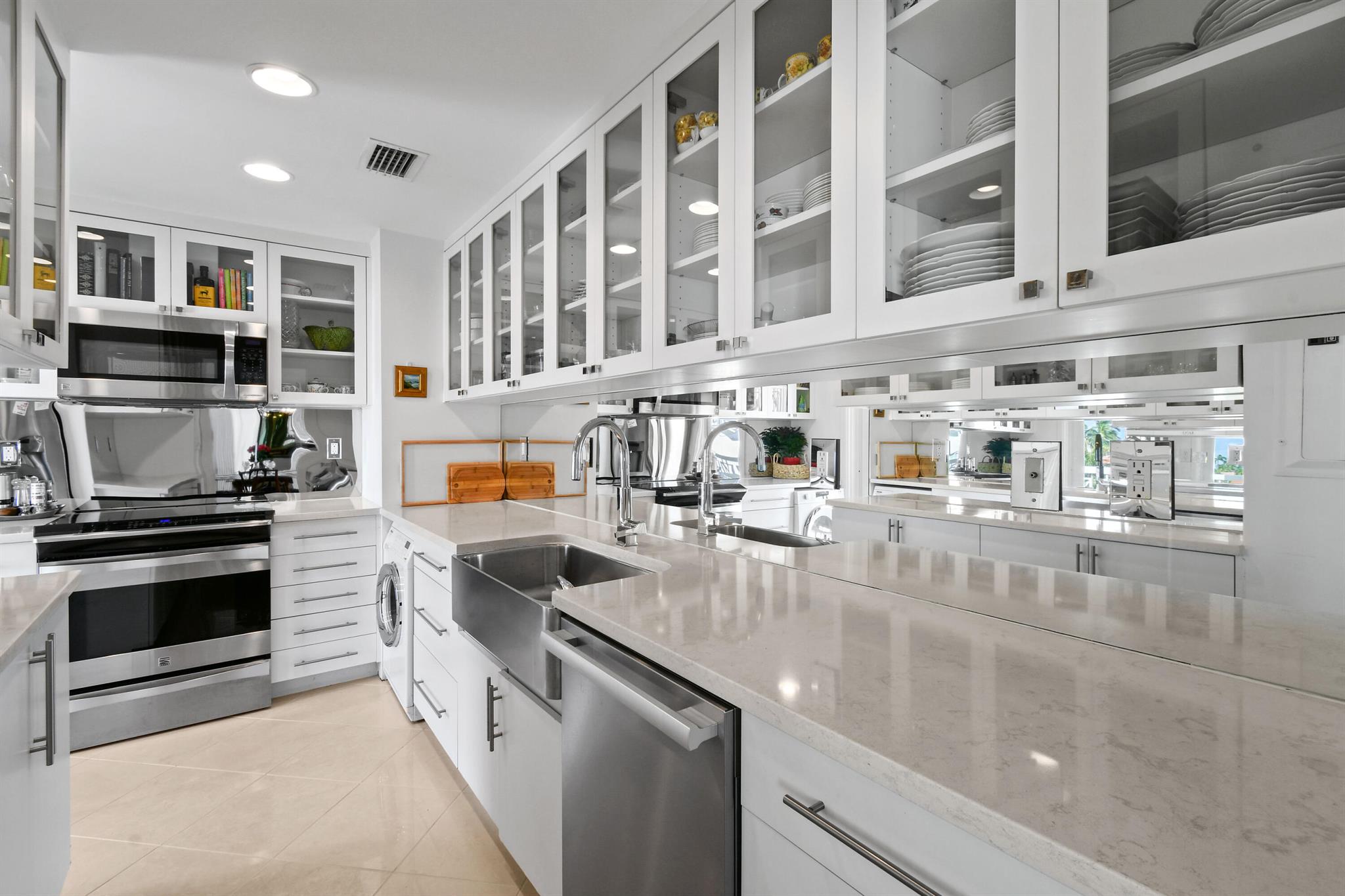 389 S Lake Drive 4h