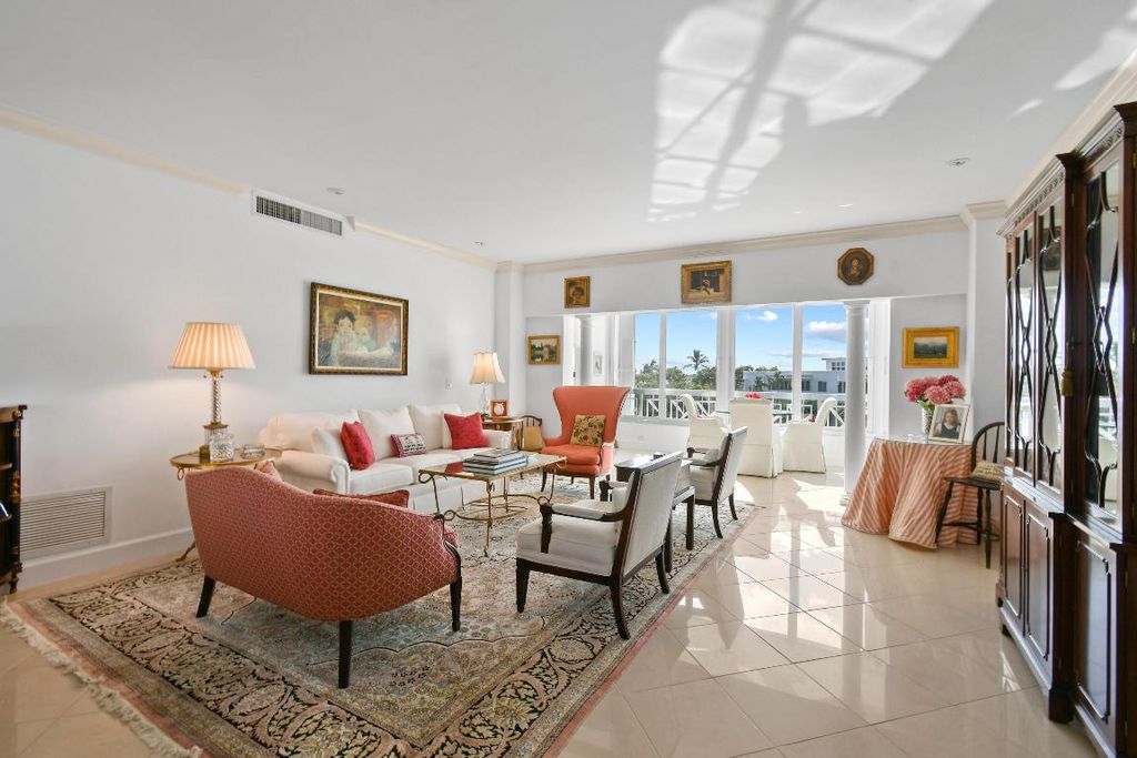 Photo of 389 S Lake Drive #4h, Palm Beach, FL 33480 (MLS # R11091330)