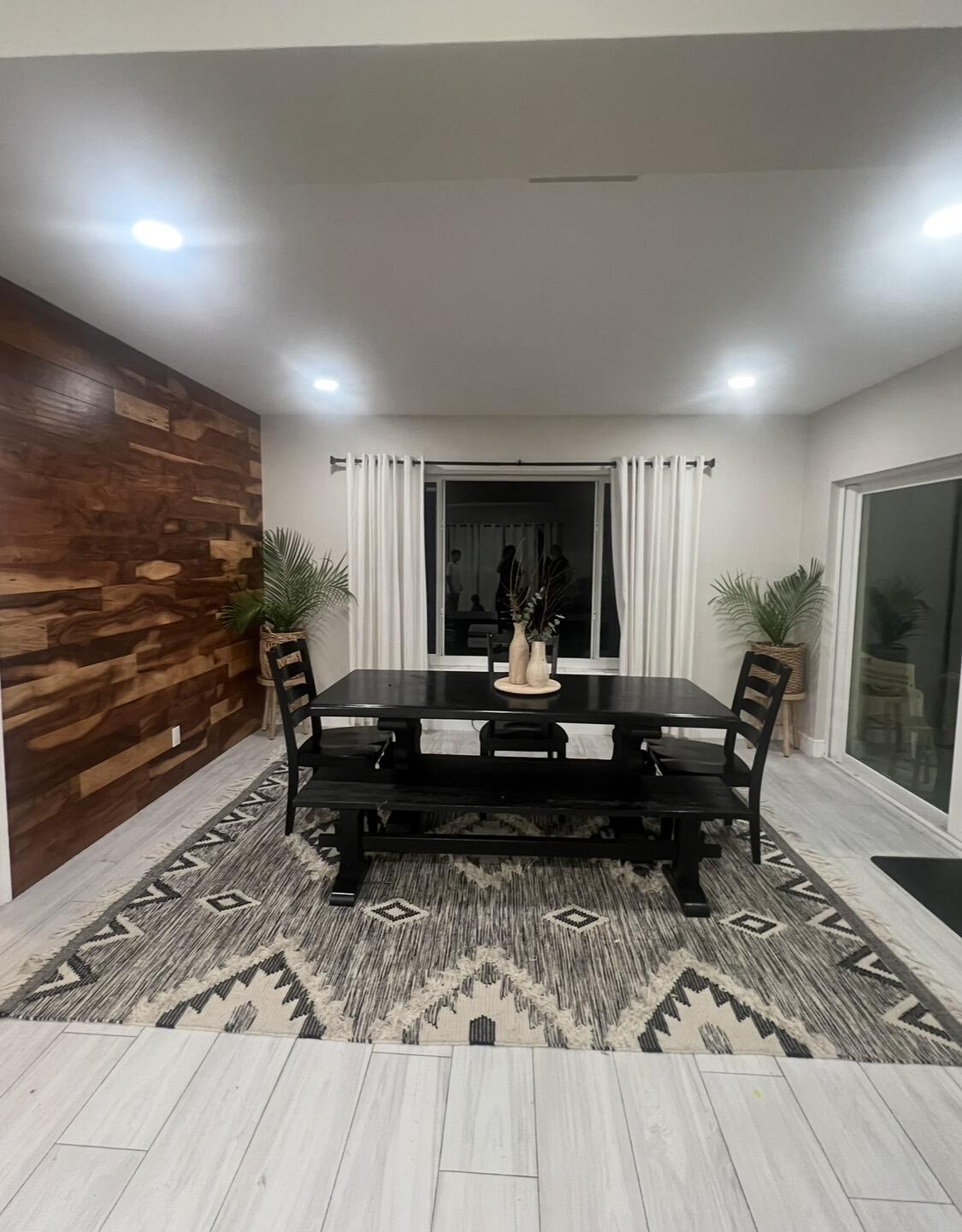 PLANTATION PARK 8 ADD - Residential