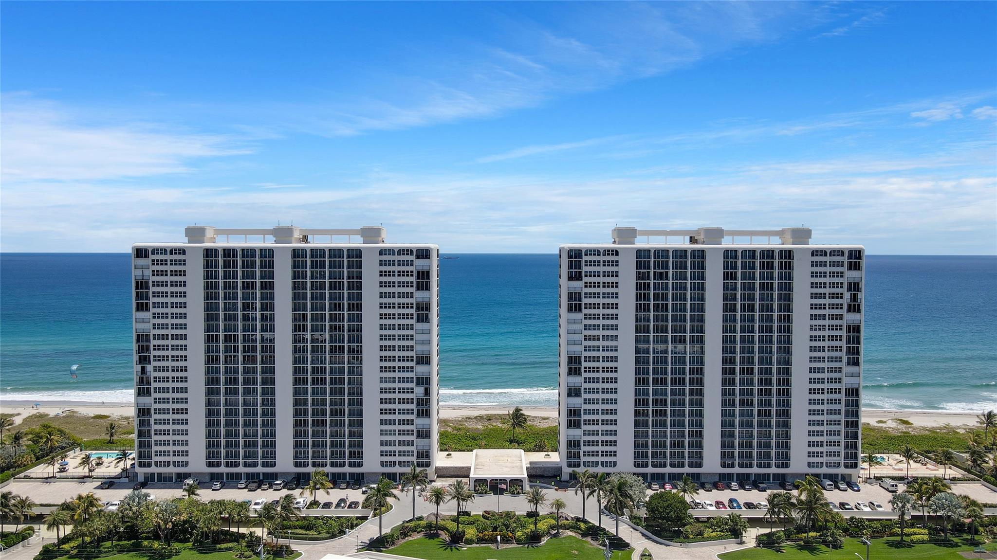 2800 S Ocean Blvd Villa H, Boca Raton, FL, 33432/$1,999,999 3 2800 S Ocean Blvd Villa H