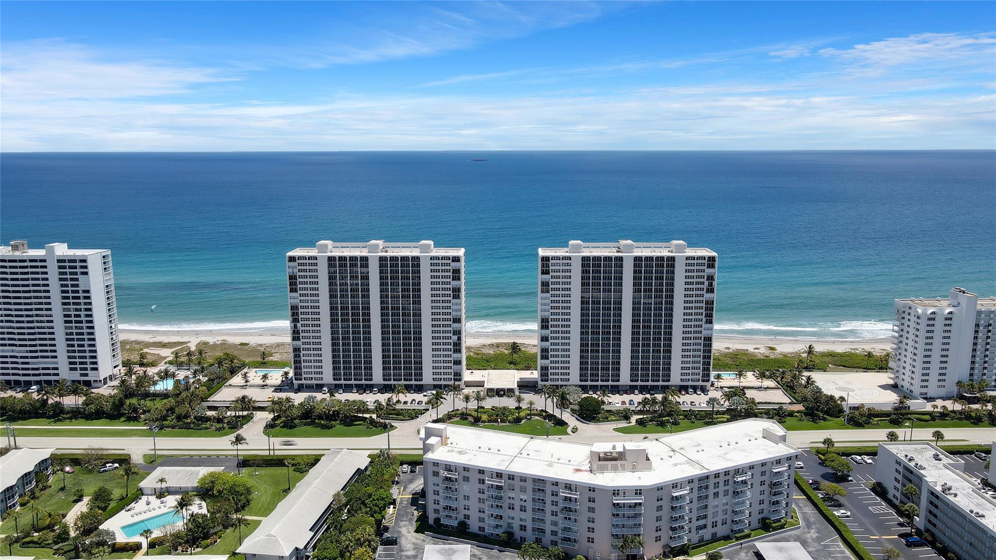 2800 S Ocean Blvd Villa H, Boca Raton, FL, 33432/$1,999,999 4 2800 S Ocean Blvd Villa H
