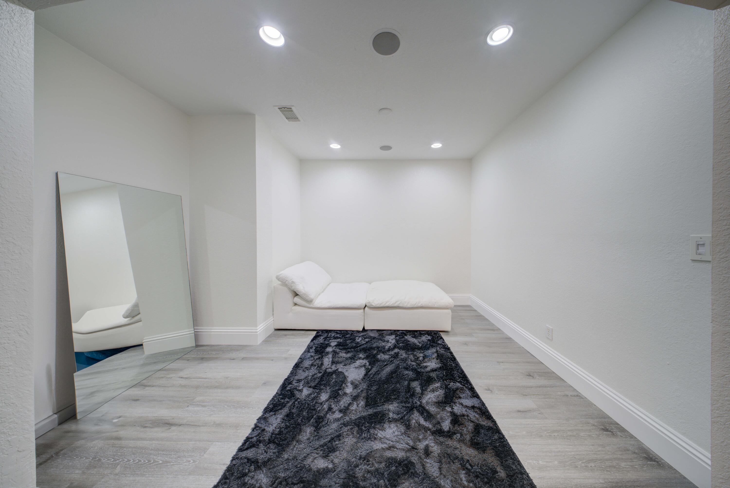 Thousand Oaks - Residential