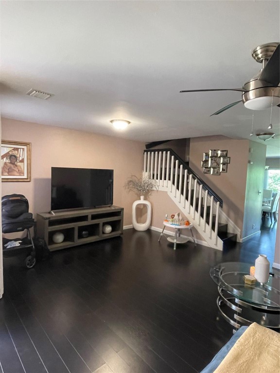 COBBLESTONE WALK - Residential