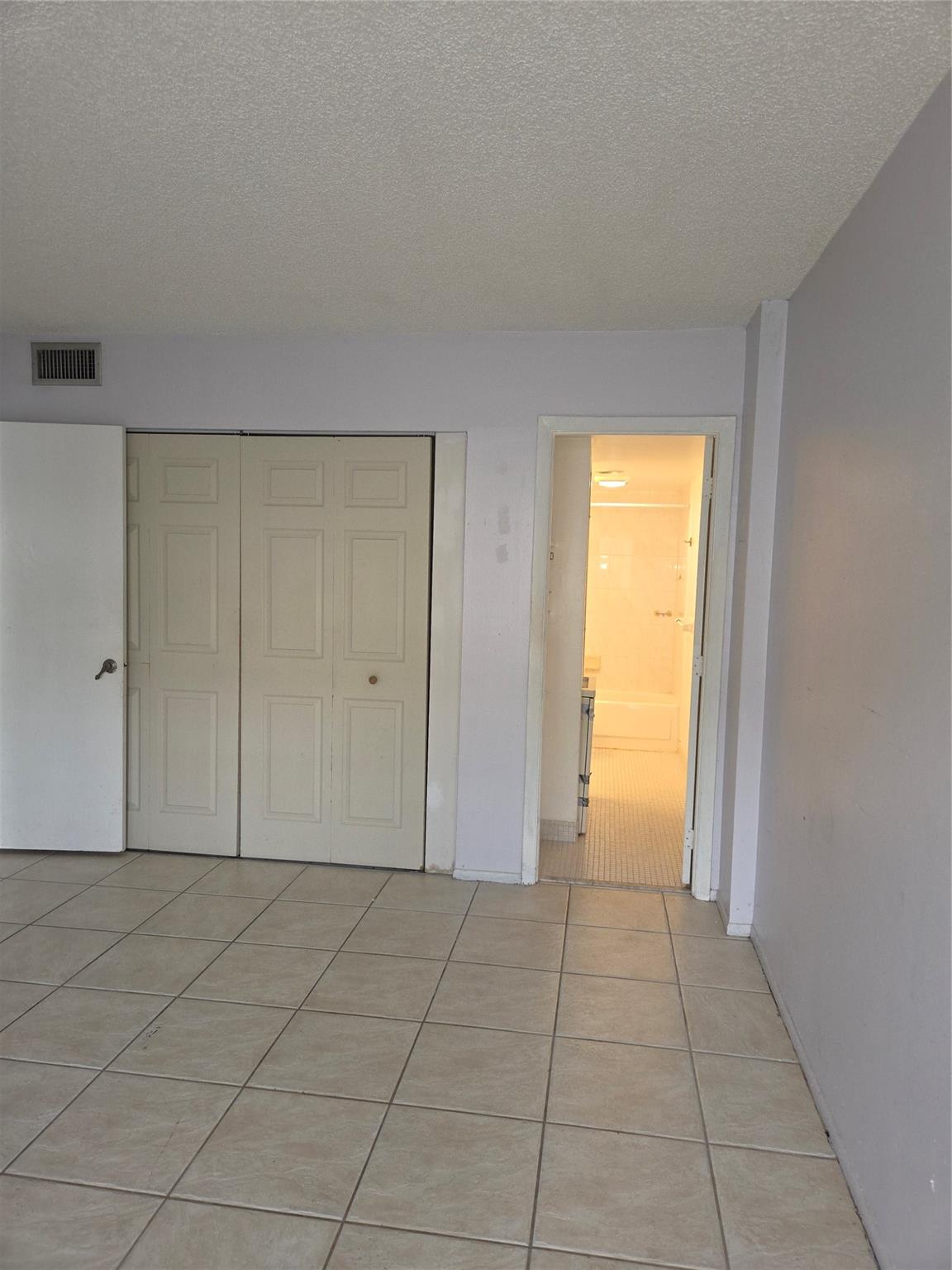 The Manors Of Inverrary I - Residential Lease