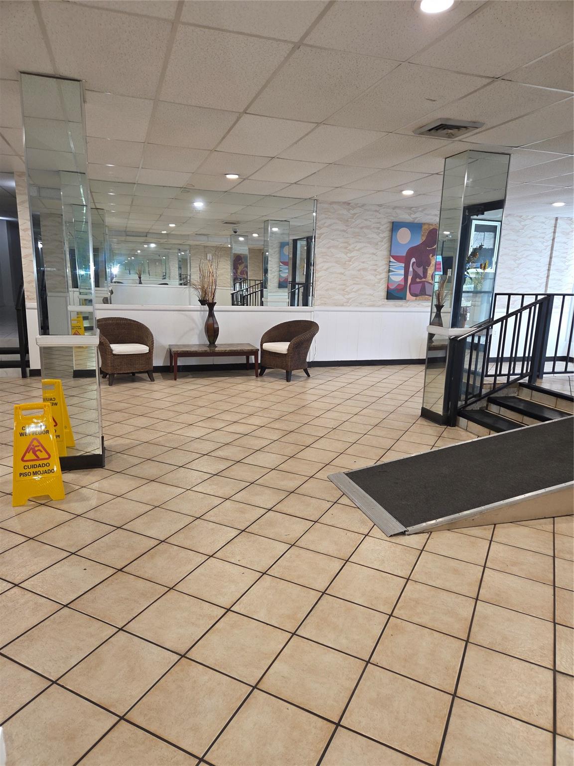 The Manors Of Inverrary I - Residential Lease