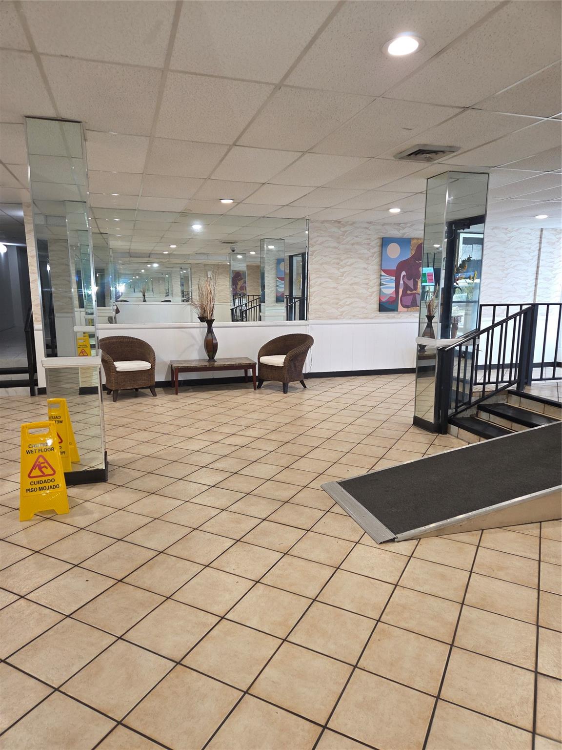 The Manors Of Inverrary I - Residential Lease