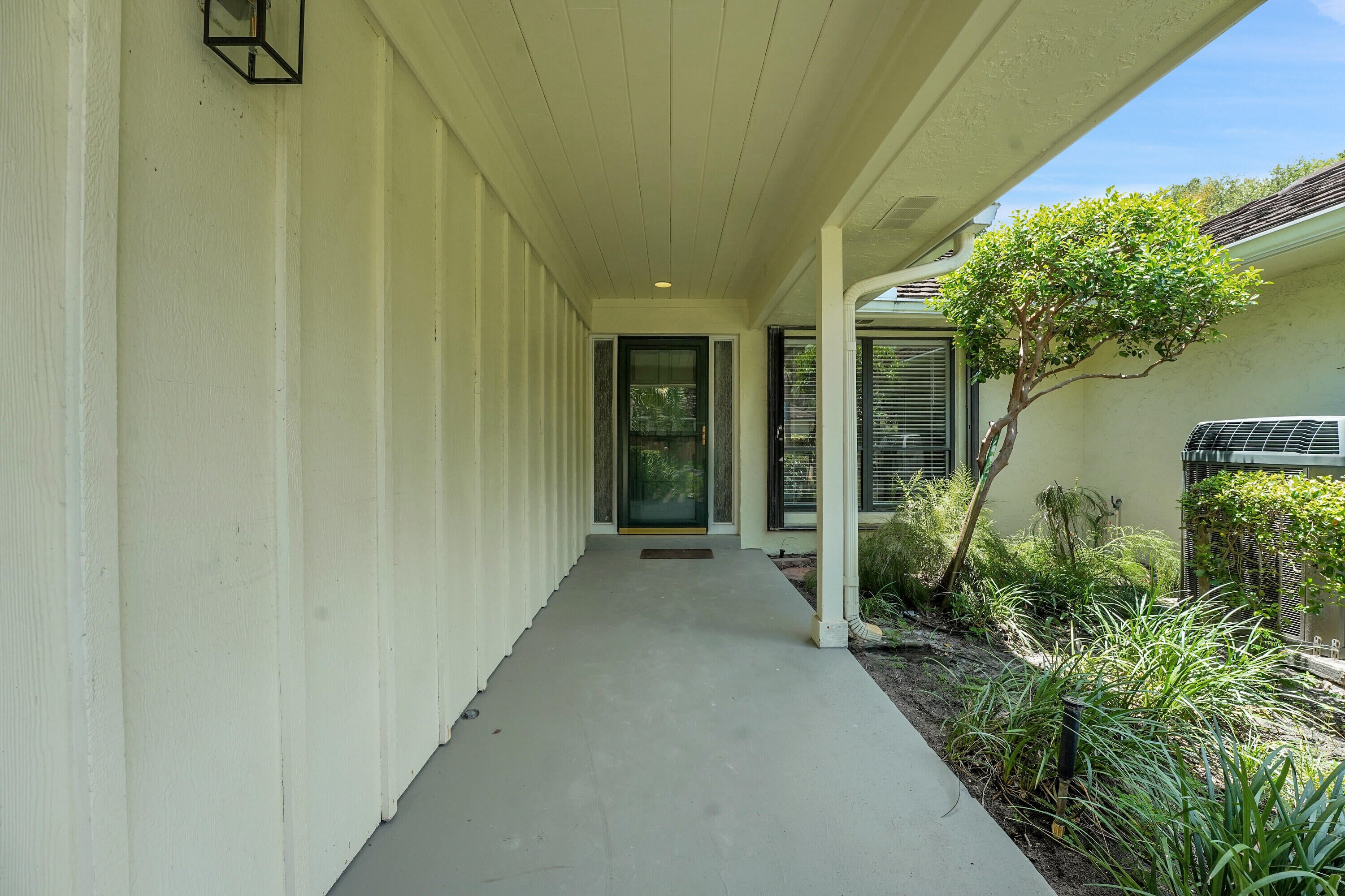11457 Sandy Oaks Court