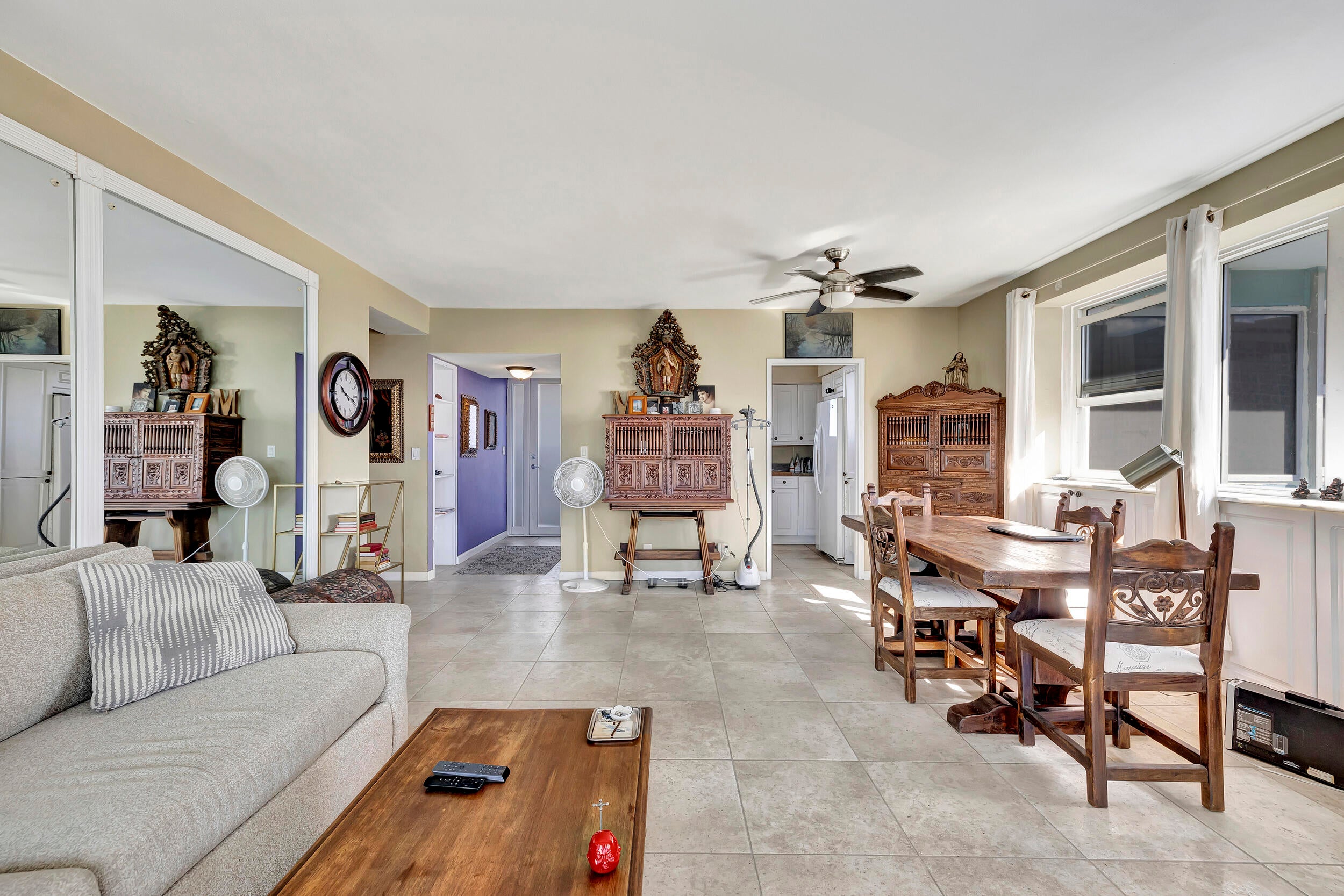 1900 S Ocean Drive 1702
