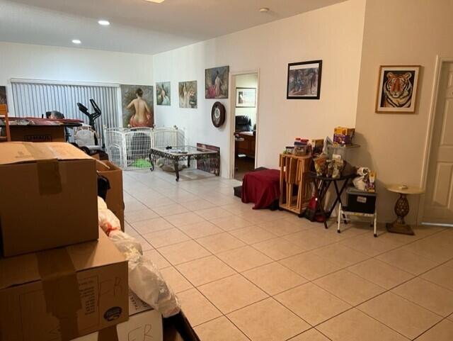 MADISON LAKES - Residential