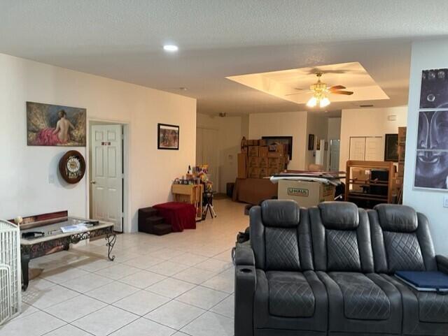 MADISON LAKES - Residential