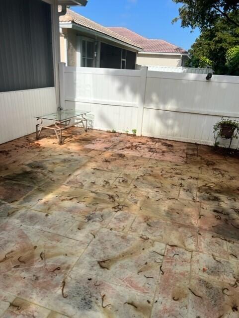 MADISON LAKES - Residential