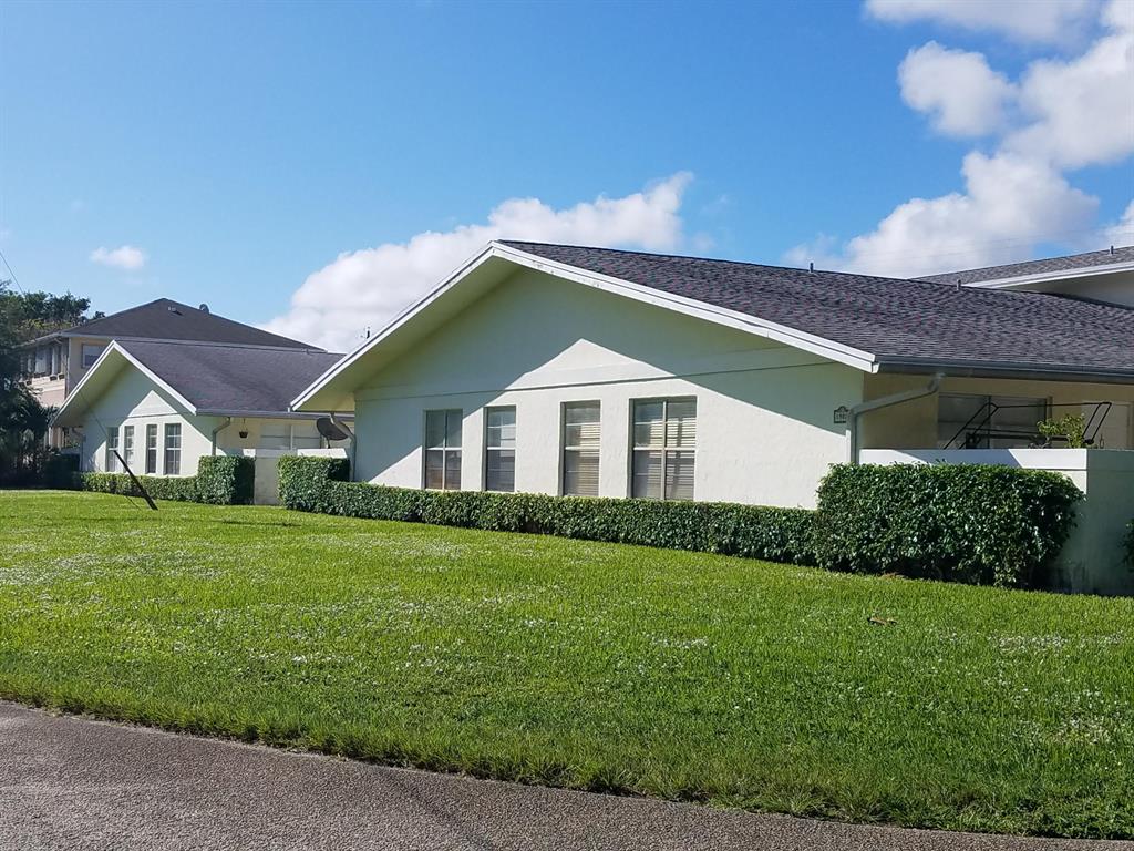 Excellent Location,Two Bedroom townhouse, freshly painted inside with new carpet Just south of Linton Blvd in the Tropic Isle subdivision. Beautiful neighborhood for walking. Walk or ride your bike over the Intracoastal bridge to the beach. Walk to Trader Joes, Stein Mart and restaurants. Easy access to I-95.