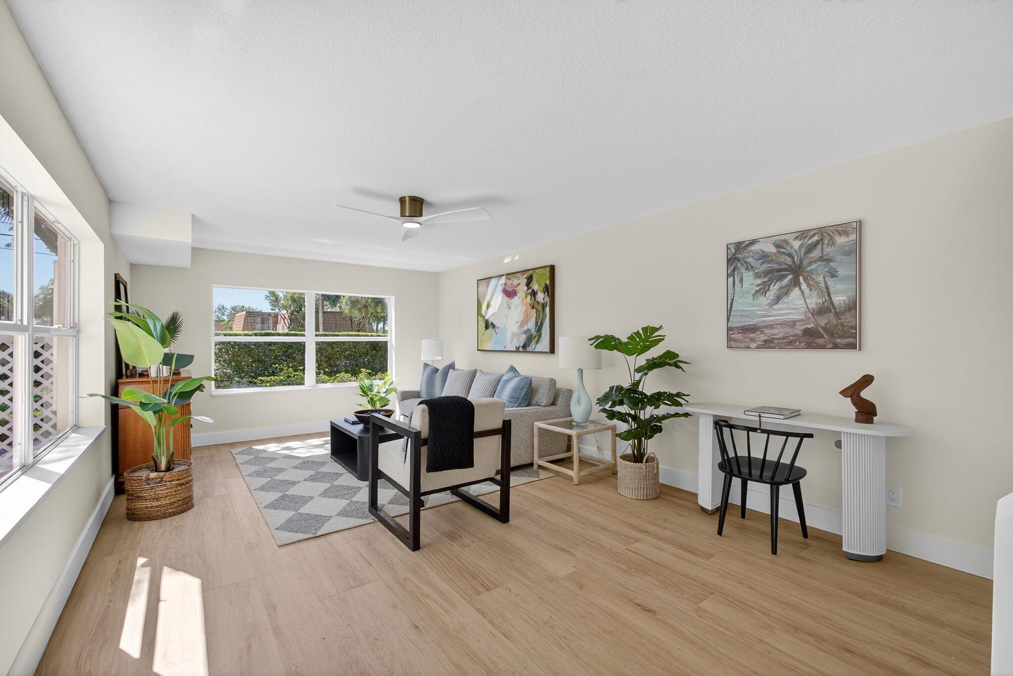 STAMFORD AT THE VILLAGES - Residential