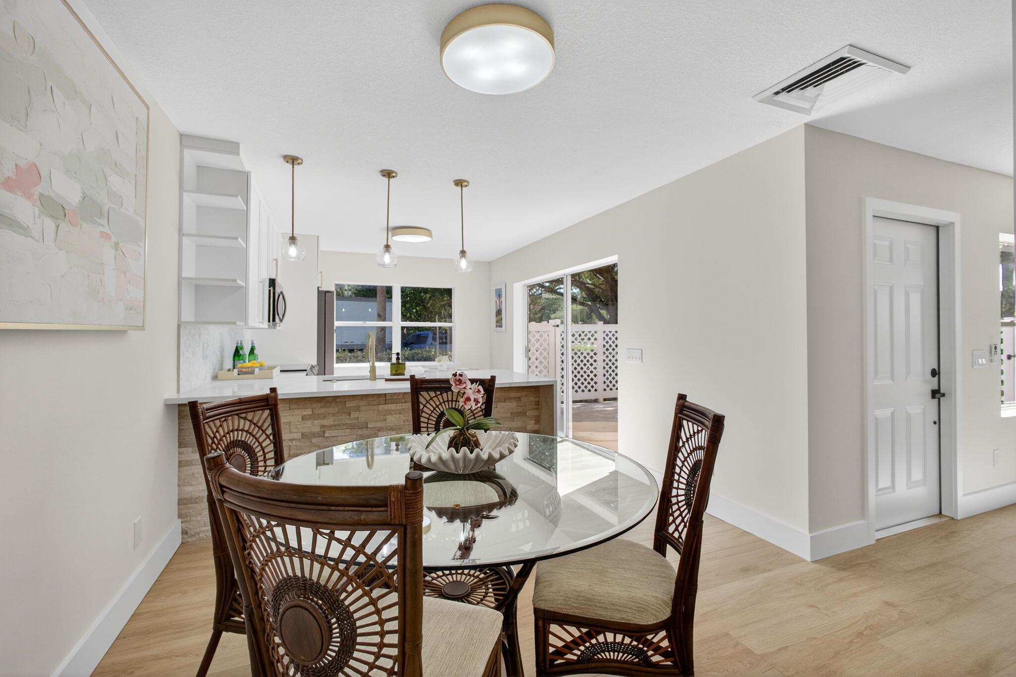 STAMFORD AT THE VILLAGES - Residential