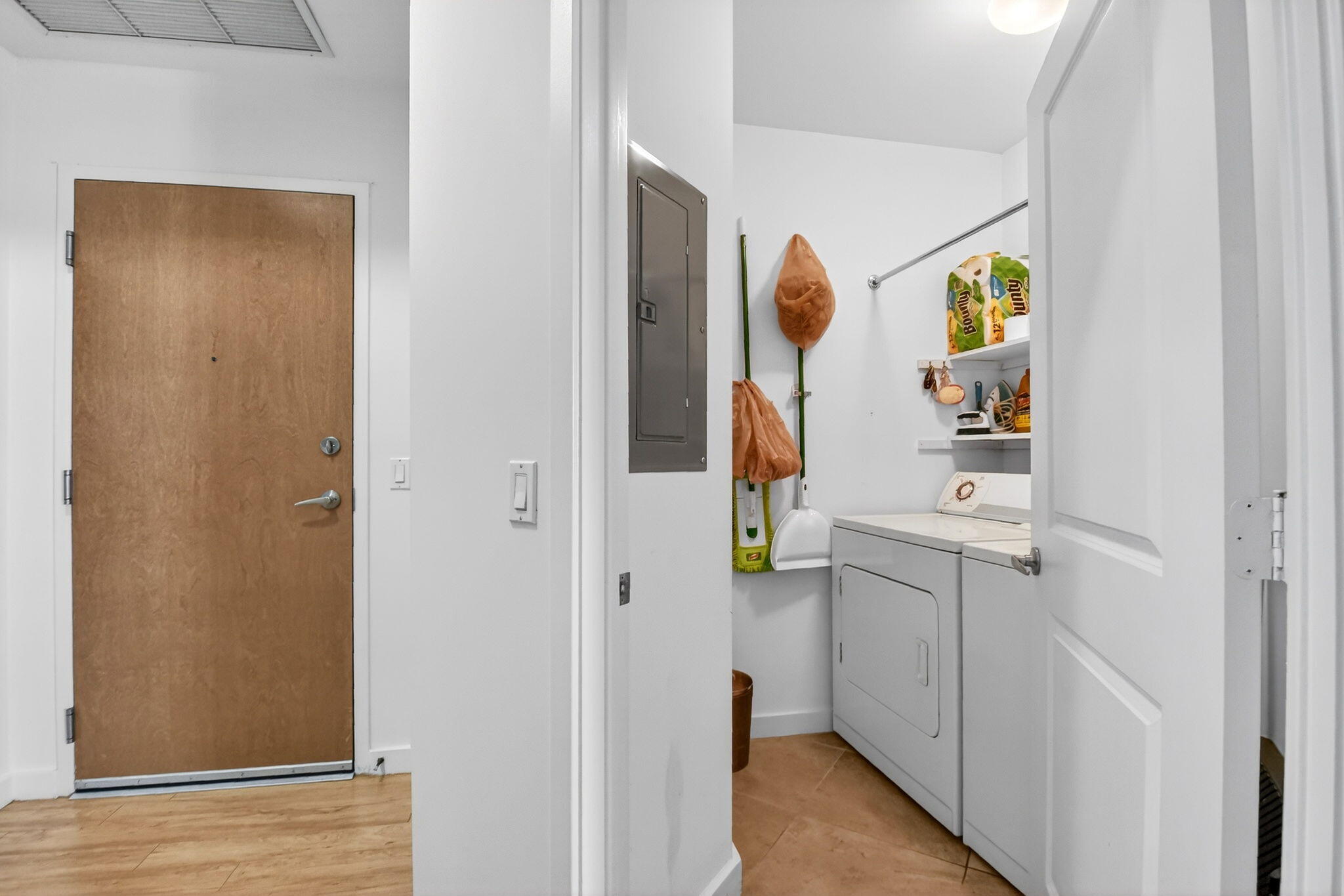 EDGE CONDO - Residential