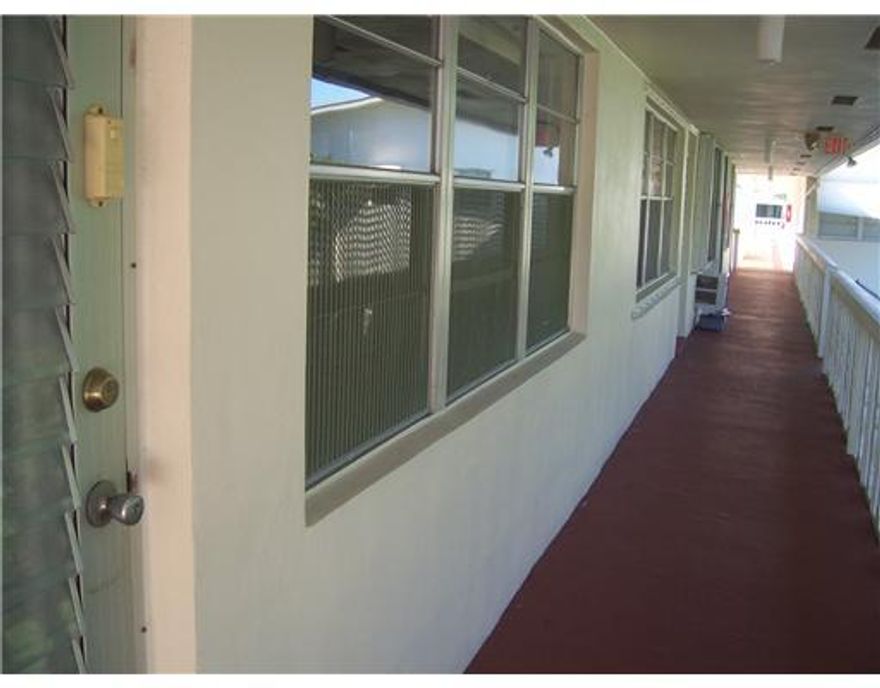 FURNISHED. RIGHT ACROSS FROM THE HASTINGS FITNESS CENTER AND POOL. FIRST FLOOR CONDO, CARPET, CLOSE TO PARKING. 24 MONTH RENTAL RESTRICTION.