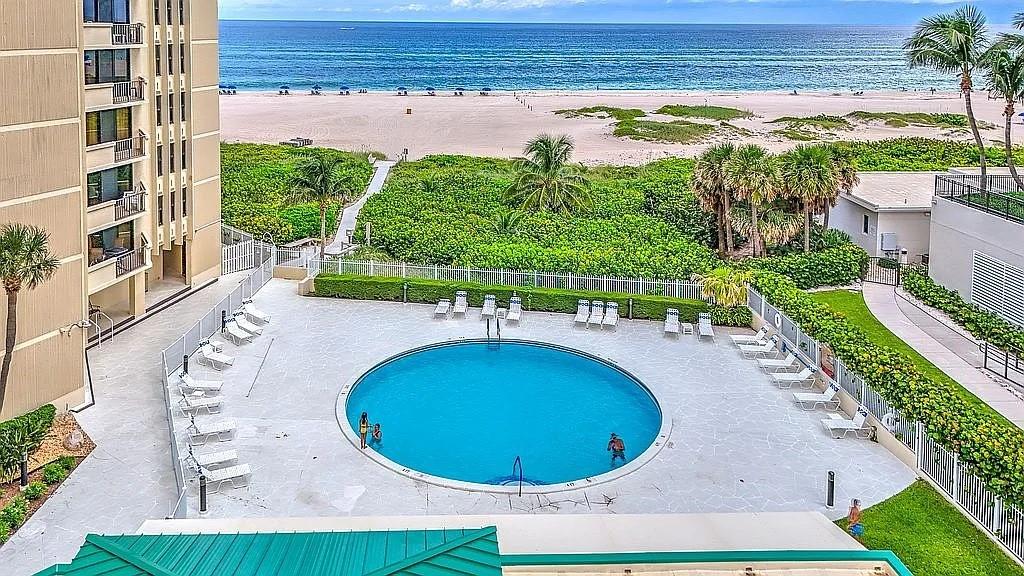 2800 N Ocean Dr A5B