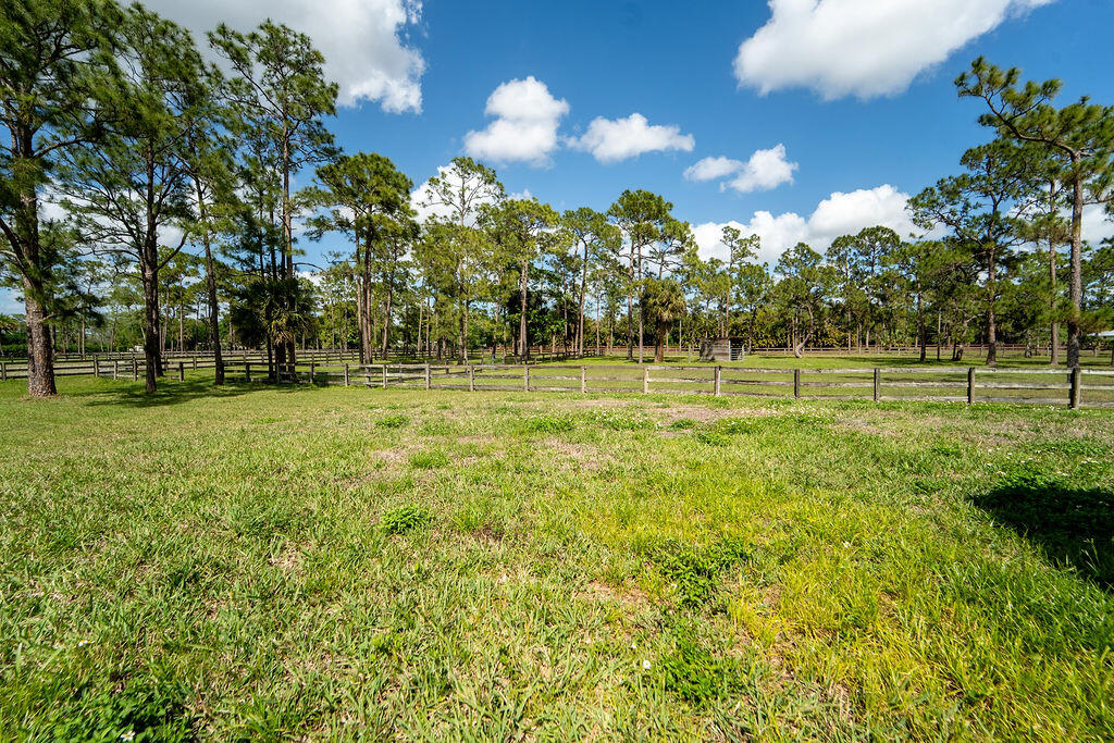 HOMELAND - Residential Lease