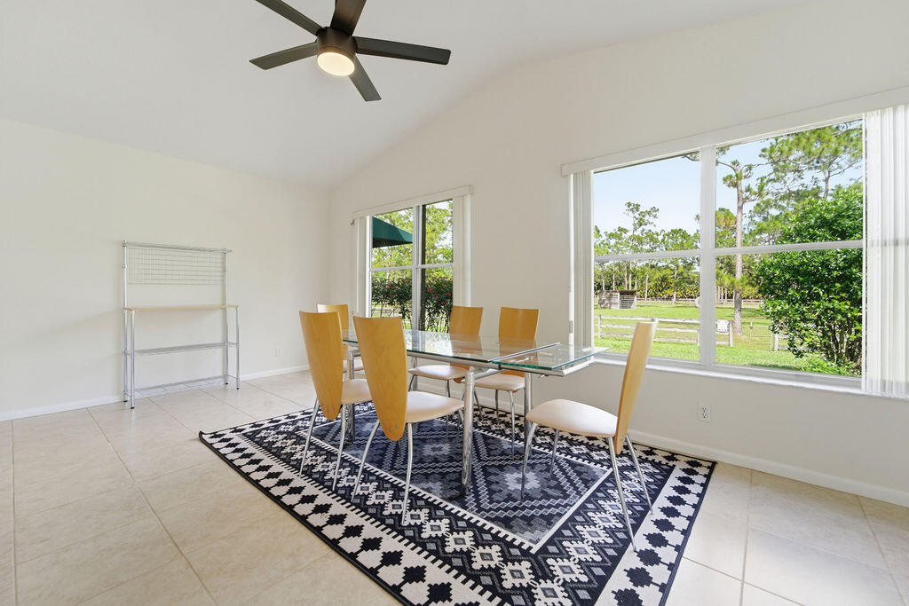 HOMELAND - Residential Lease