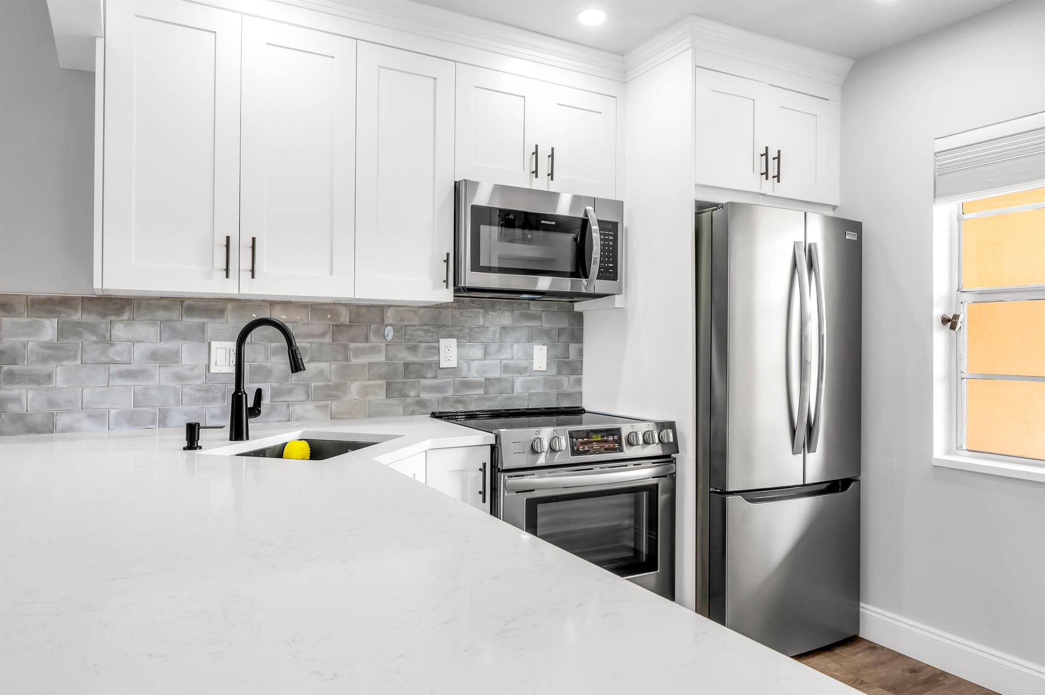 14721 Bonaire Boulevard 306