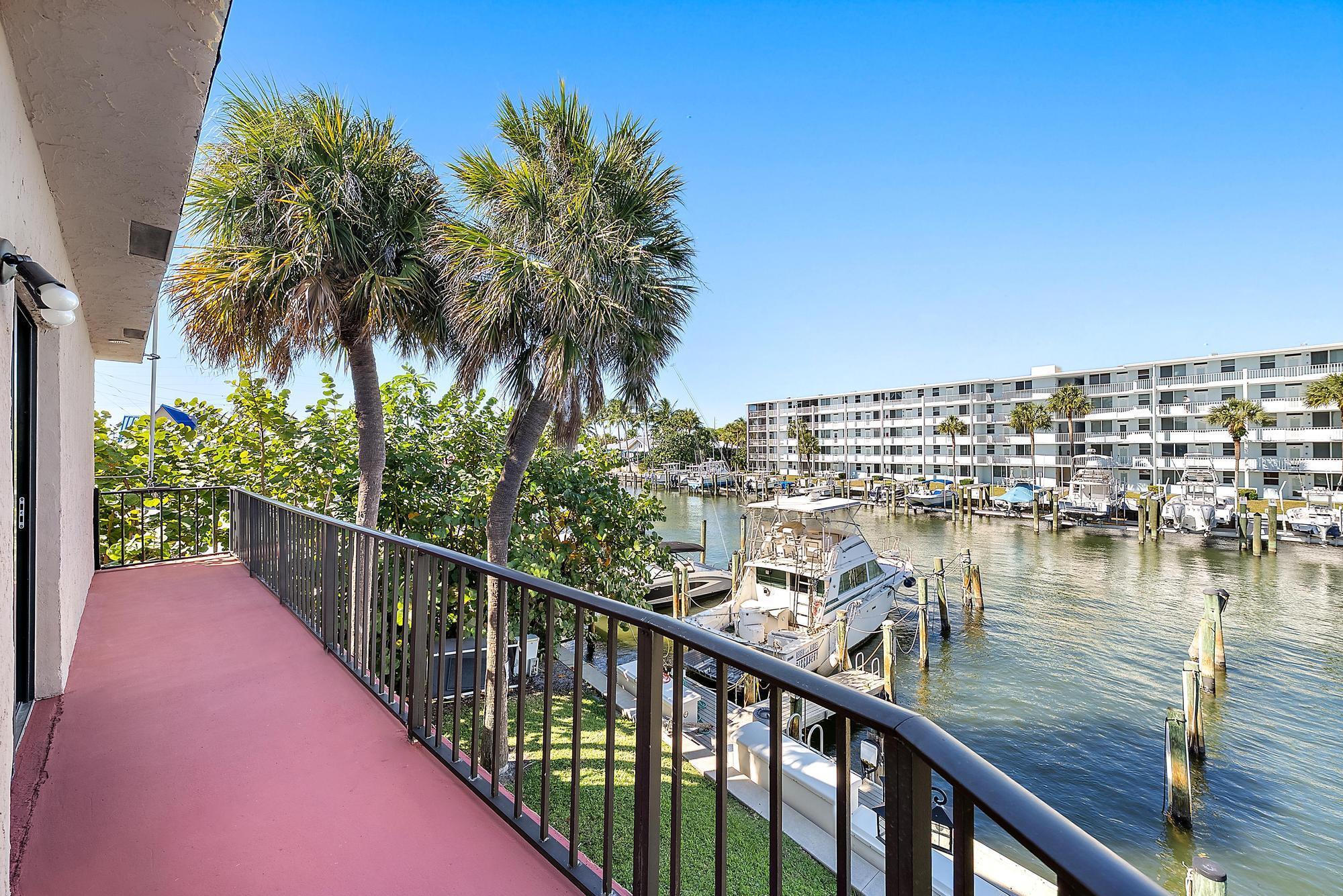 ONE THIRTY FIVE SHORE COU - Residential Lease