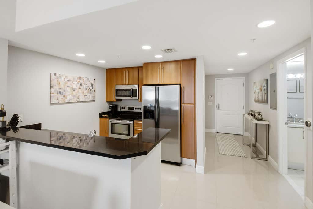 Photo of 191 SE 20th Avenue #210, Deerfield Beach, FL 33441 (MLS # B26055115)