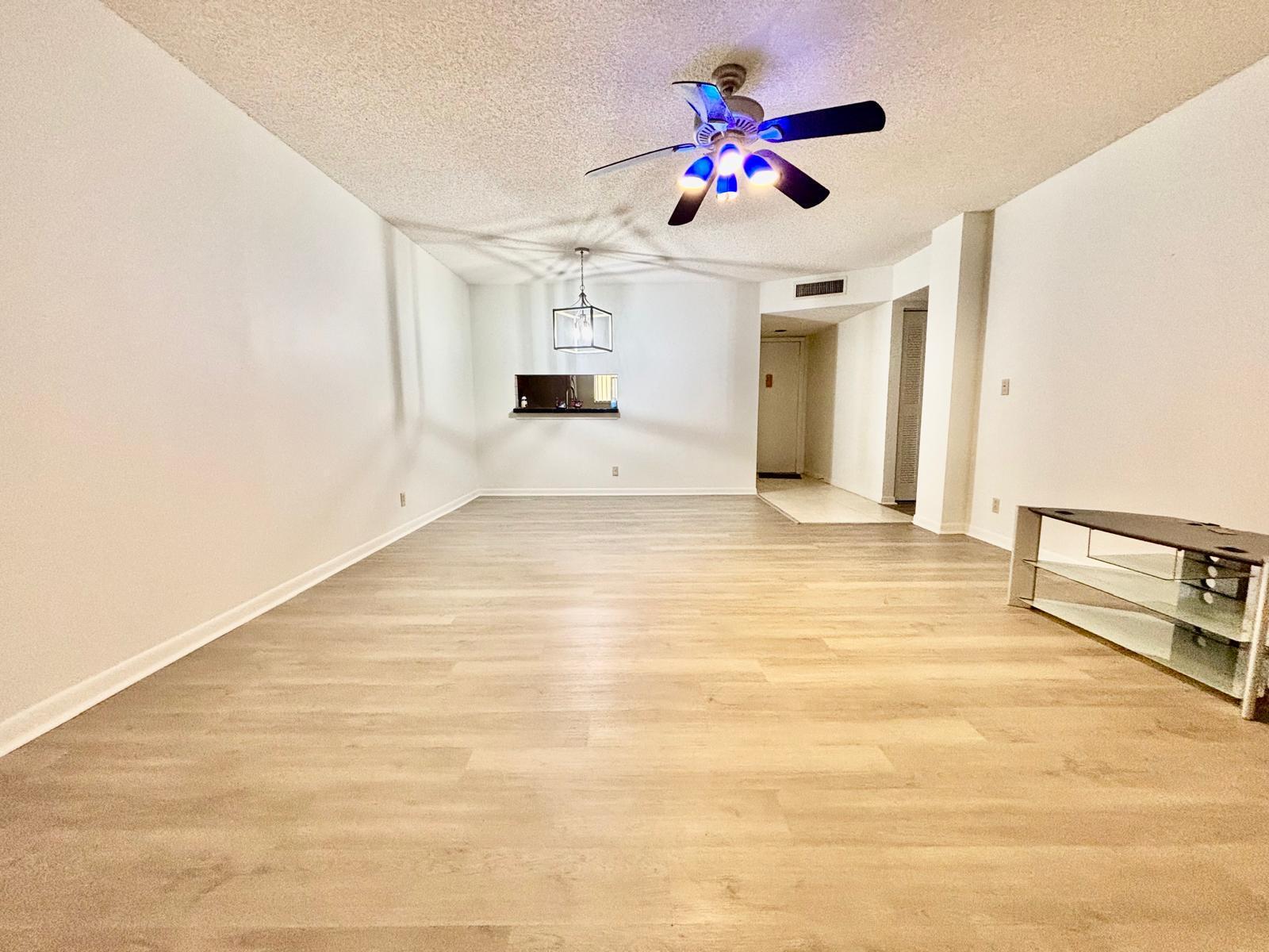 DOGWOOD CONDO - Residential