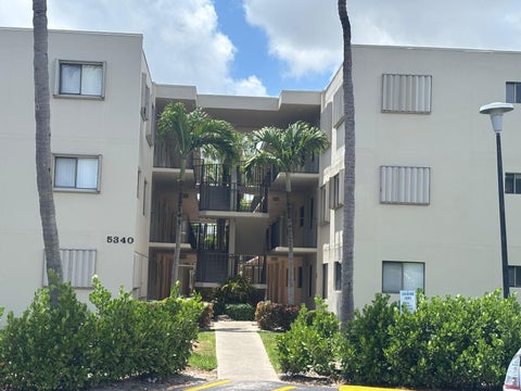 Photo of 5340 Las Verdes Circle #222, Delray Beach, FL 33484 (MLS # B26032662)