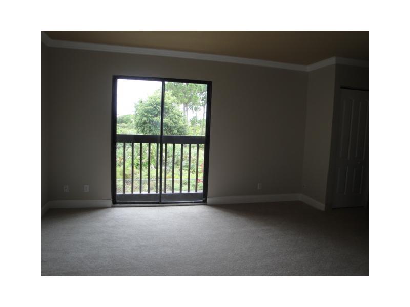 Villager Townhomes - Residential