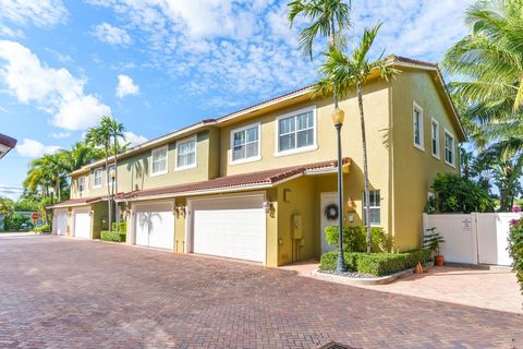 A home in Oakland Park