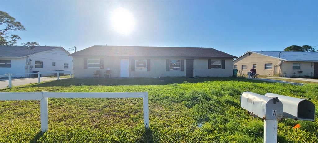 Photo of 2821 Jefferson Parkway, Fort Pierce, FL 34946 (MLS # R10878409)