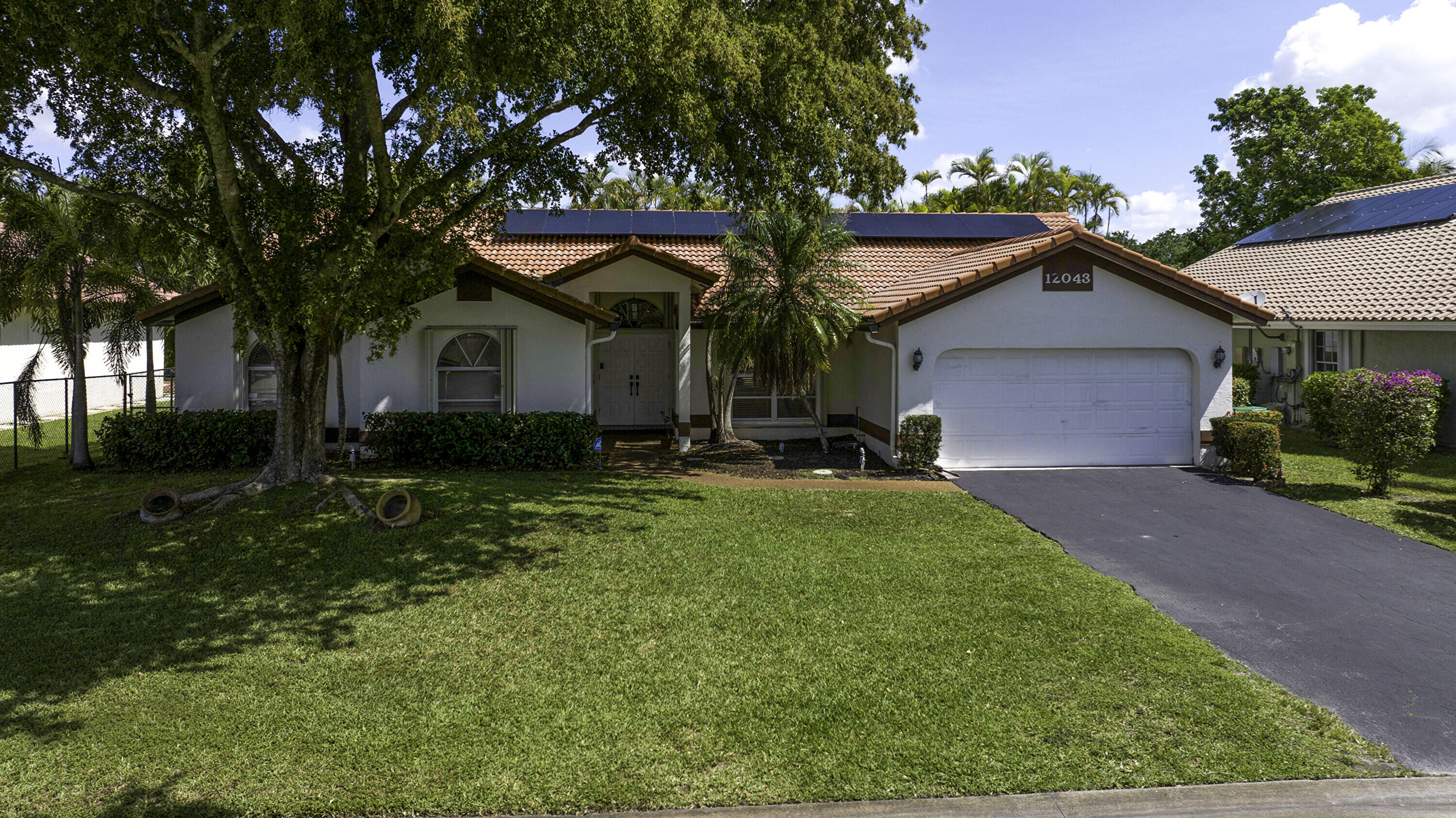 WEST GLEN - Residential