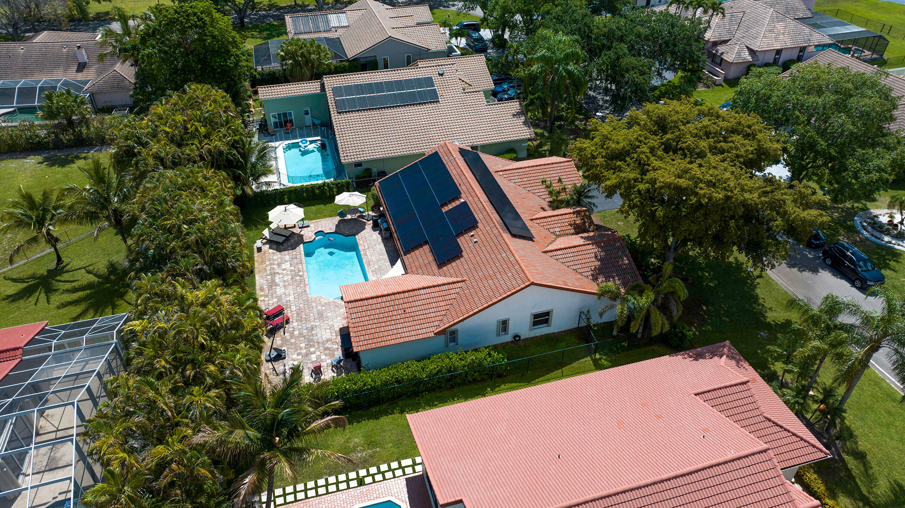 WEST GLEN - Residential