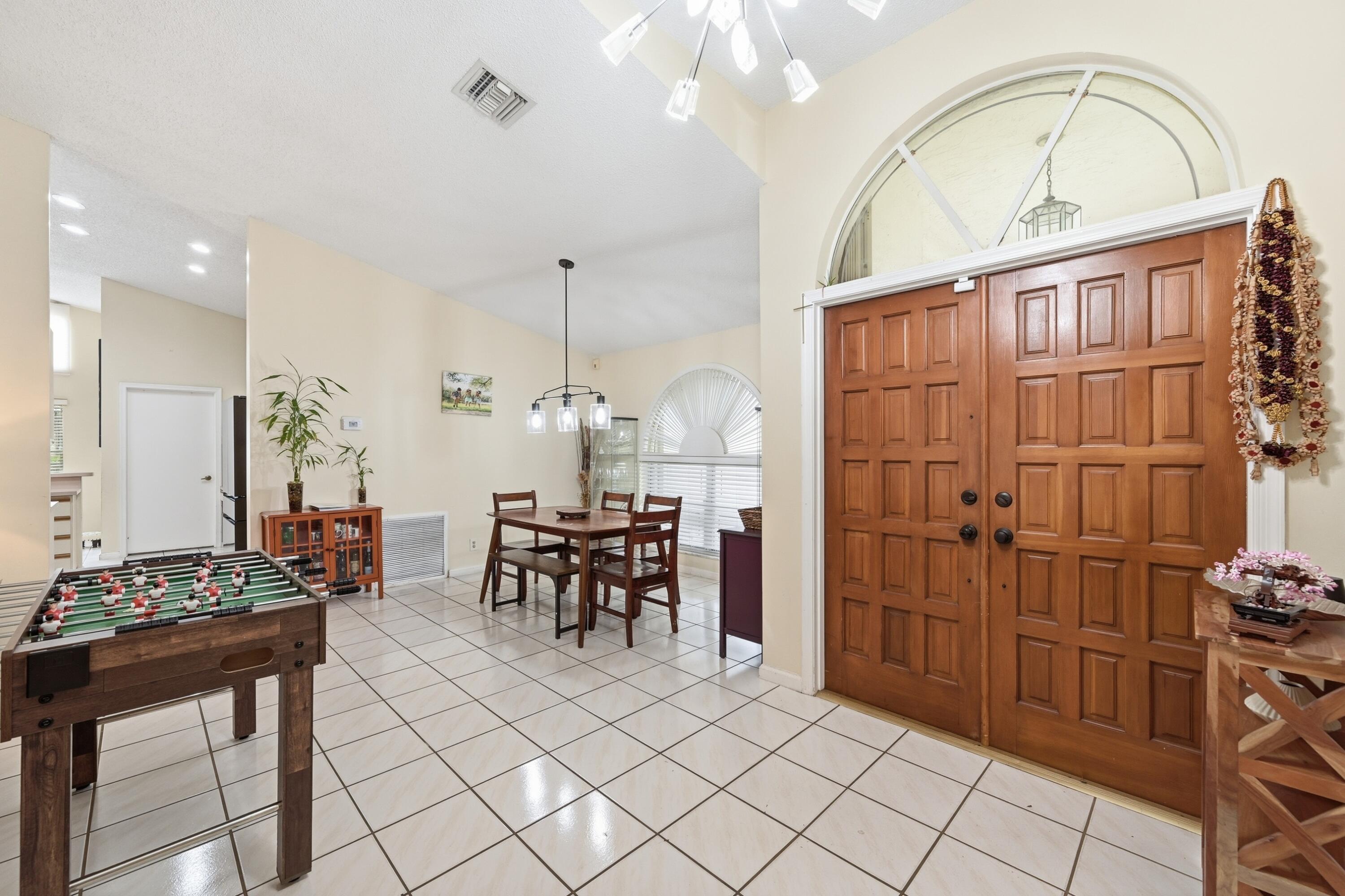 WEST GLEN - Residential