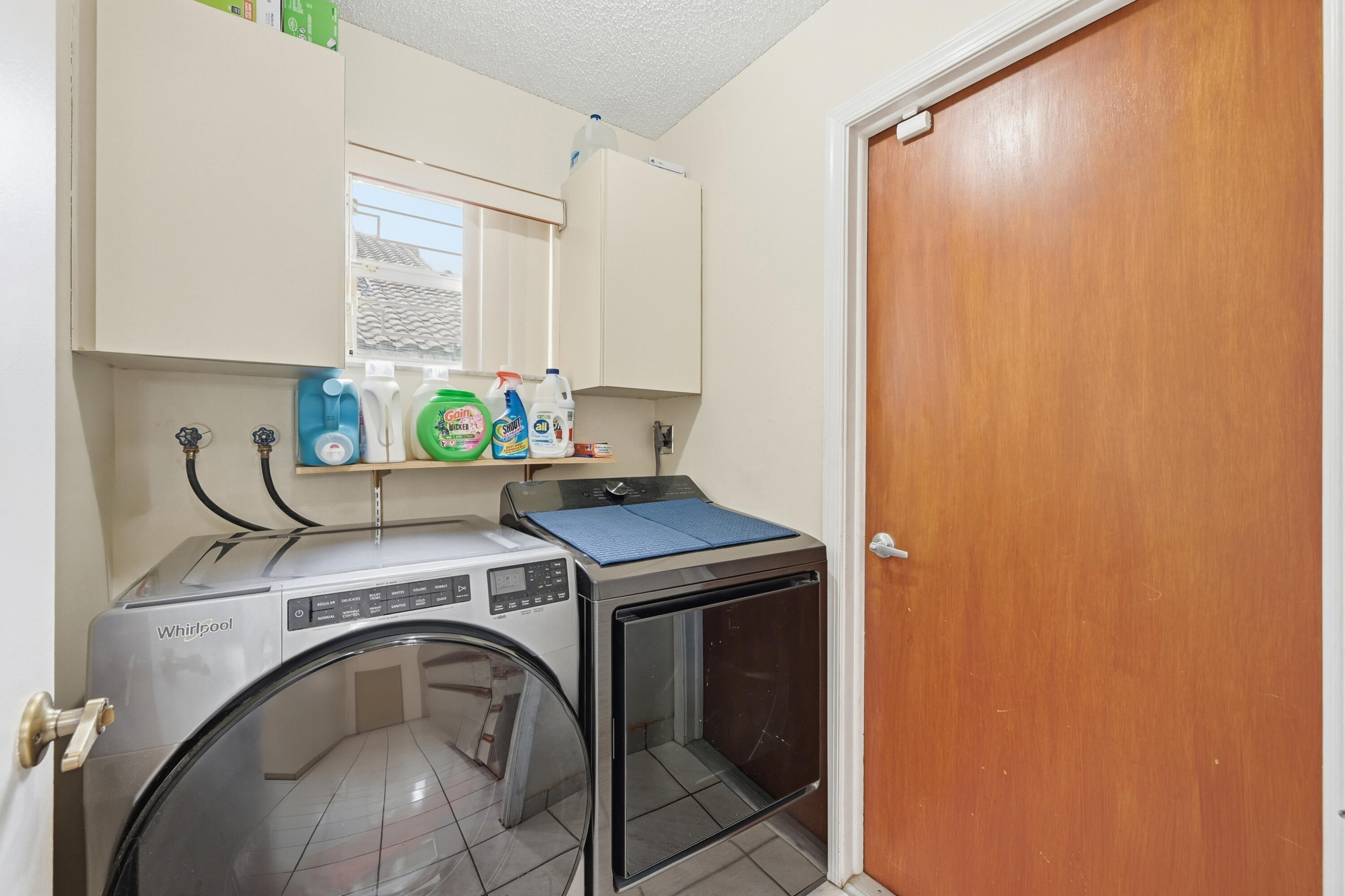 WEST GLEN - Residential