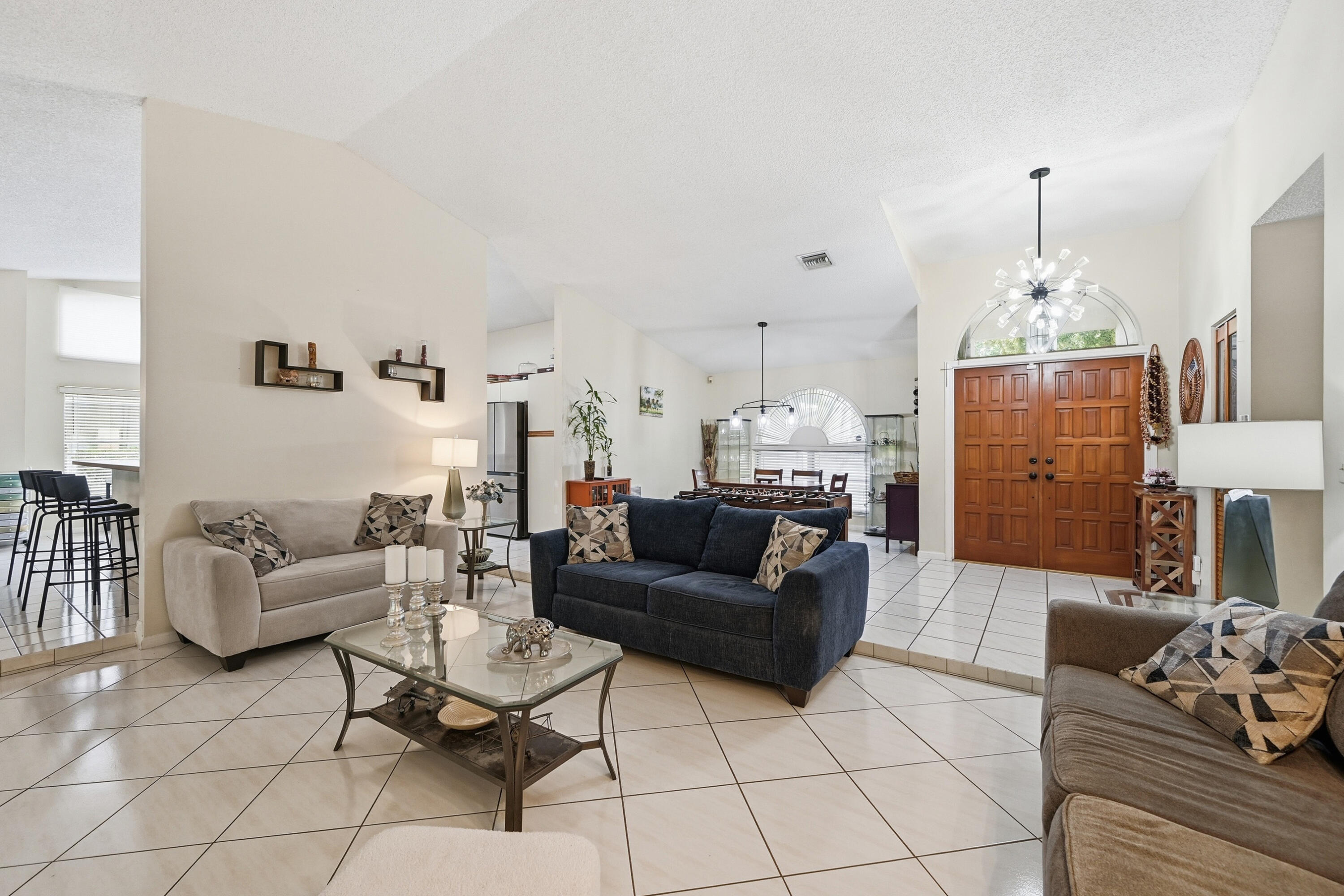 WEST GLEN - Residential