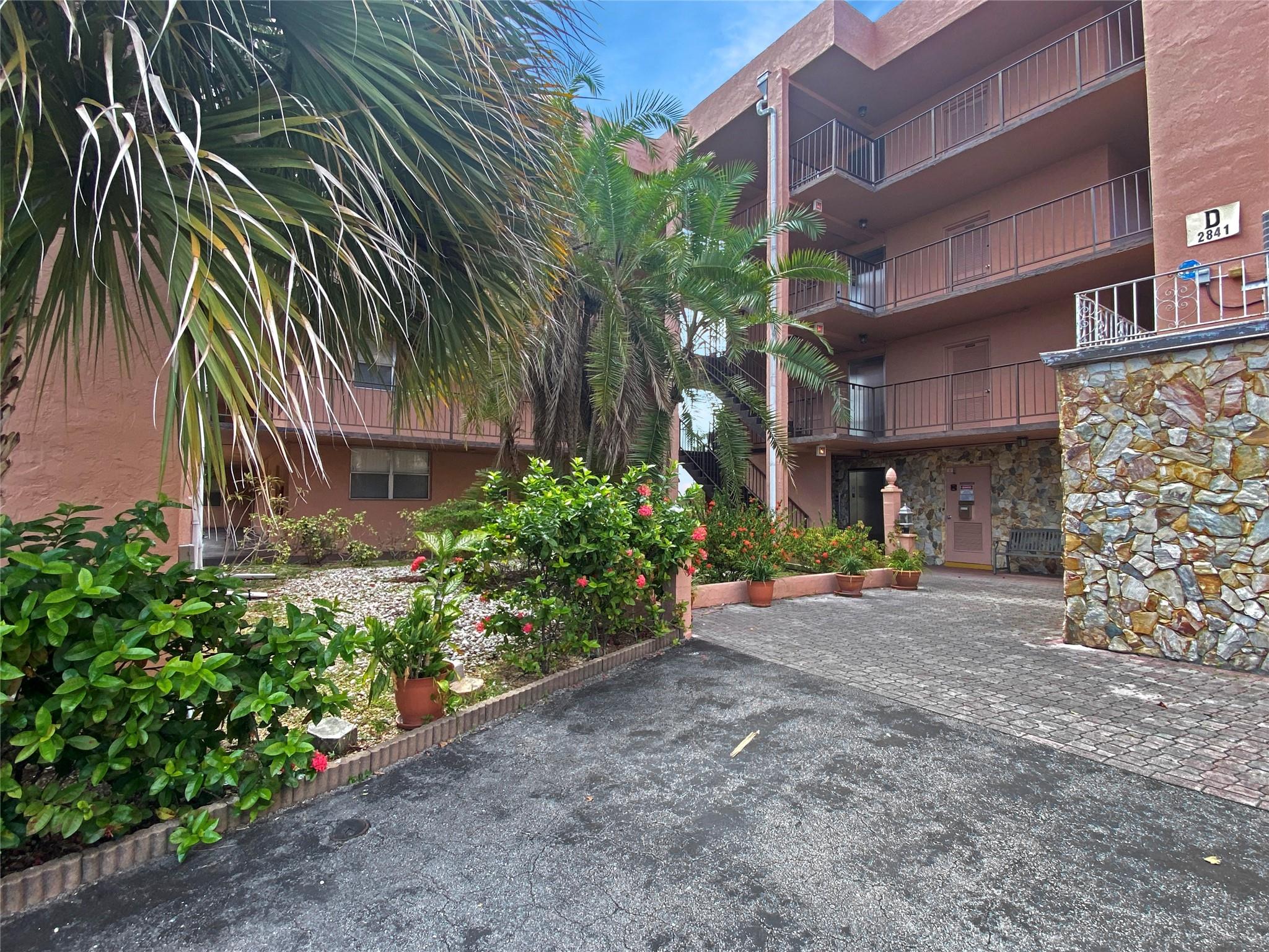 Welcome to Somerset, an active adult community tucked away in Lauderdale Lakes. Unit 400 is a top-floor residence with elevator access and charming peekaboo pool views. Inside, the split floor plan offers two generously sized bedrooms and two full bathrooms, each with its own expansive walk-in closet ensuring plenty of storage.
Somerset delights snowbirds and full-time residents alike with resort-style amenities: a heated pool, clubhouse, fitness center, tennis and shuffleboard courts, bingo hall, and more. Convenience is key with dedicated and guest parking, plus nearby shopping, dining, and Fort Lauderdale beaches just a short drive away. Your idyllic Florida retreat awaits.
