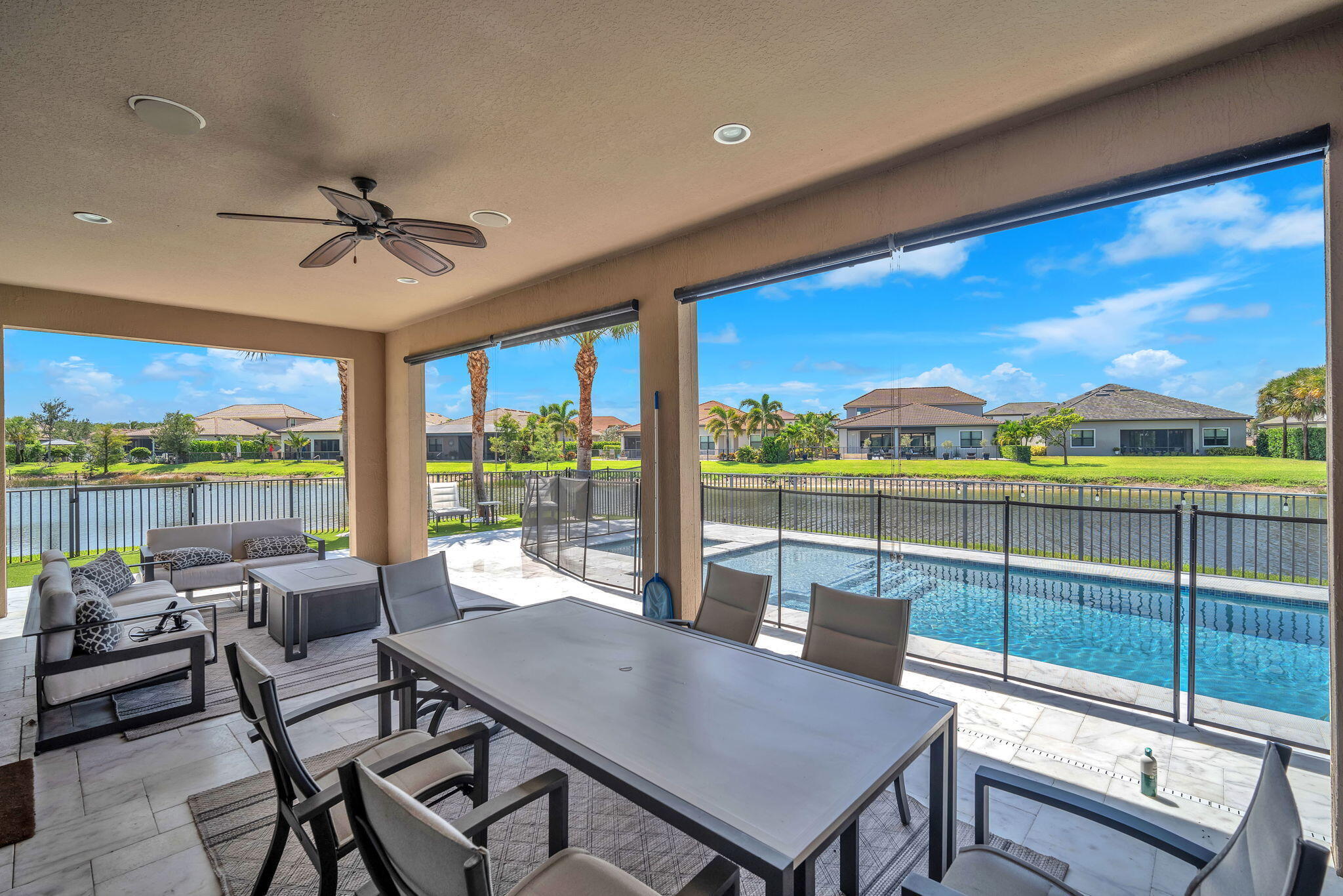 SONOMA ISLES - Residential