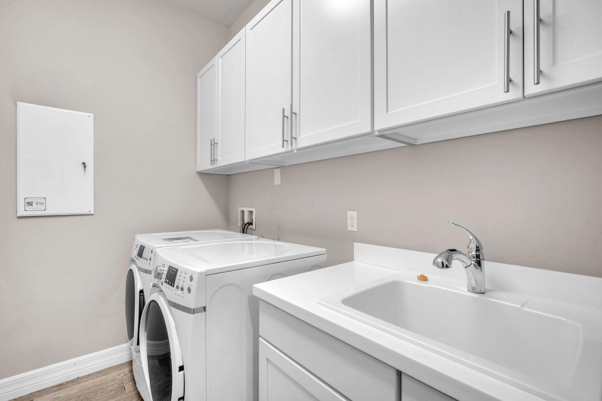 SONOMA ISLES - Residential