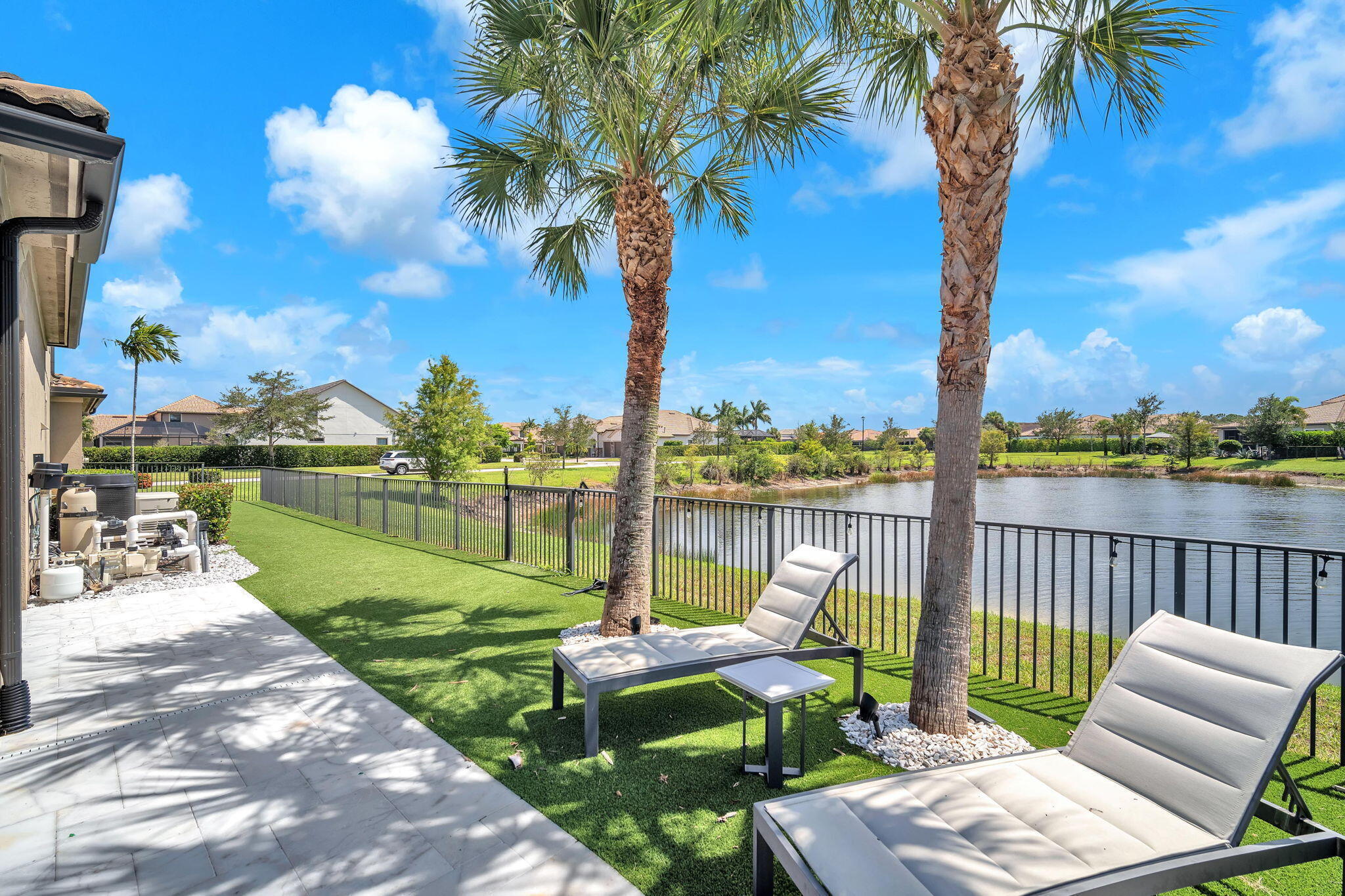 SONOMA ISLES - Residential